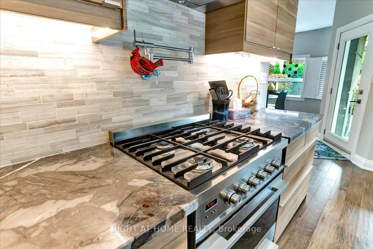 Photo 13 of 88 Cook Street, Barrie, Codrington — HOMEH