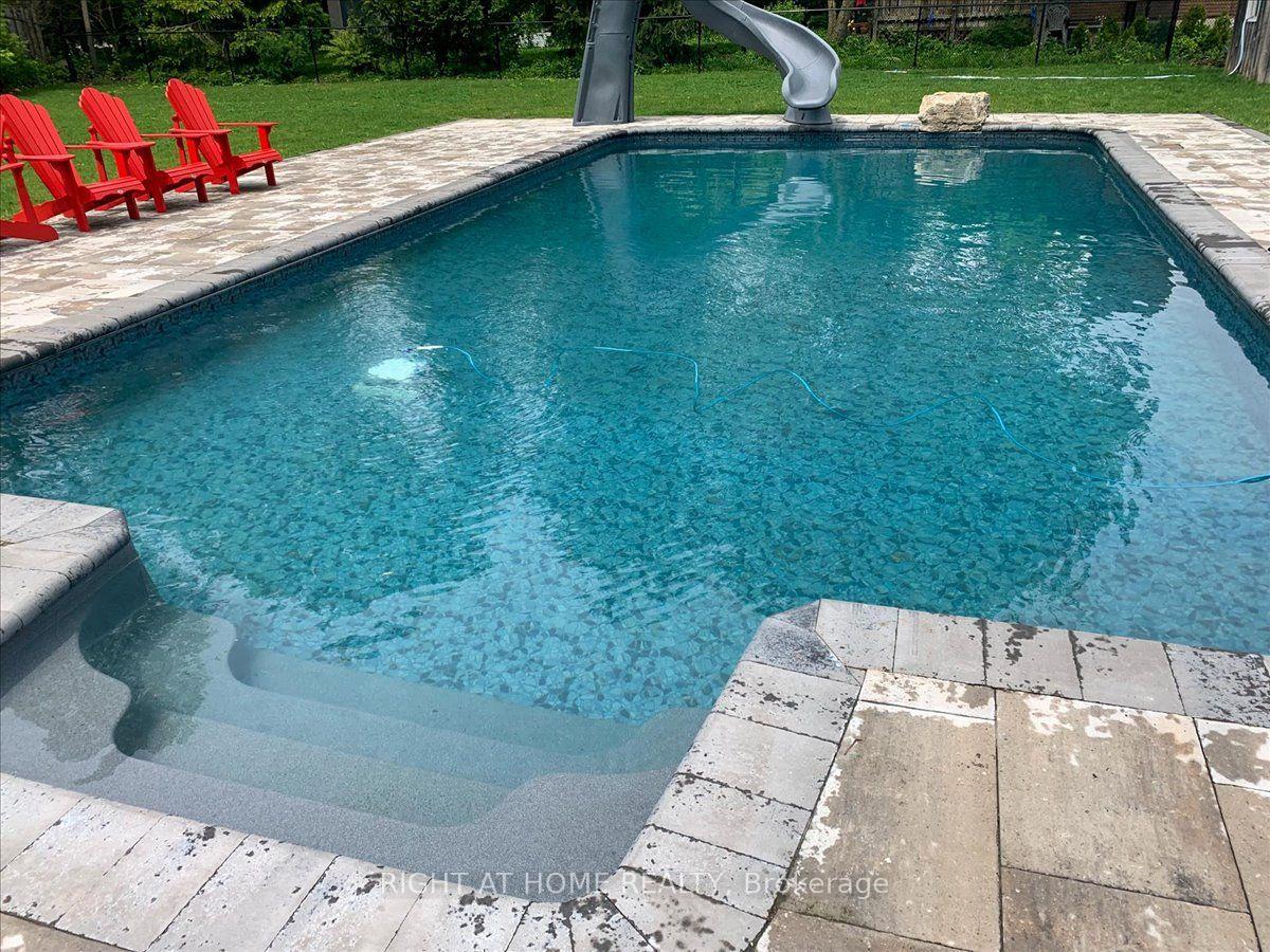 Photo 38 of 88 Cook Street, Barrie, Codrington — HOMEH