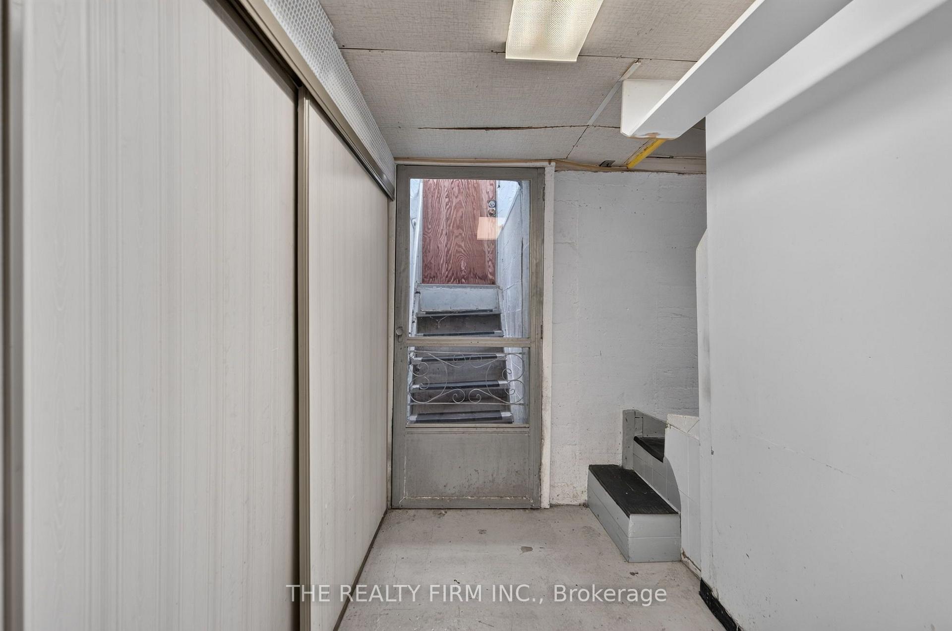 Photo 30 of 38 Elliott Street, London, East C — HOMEH