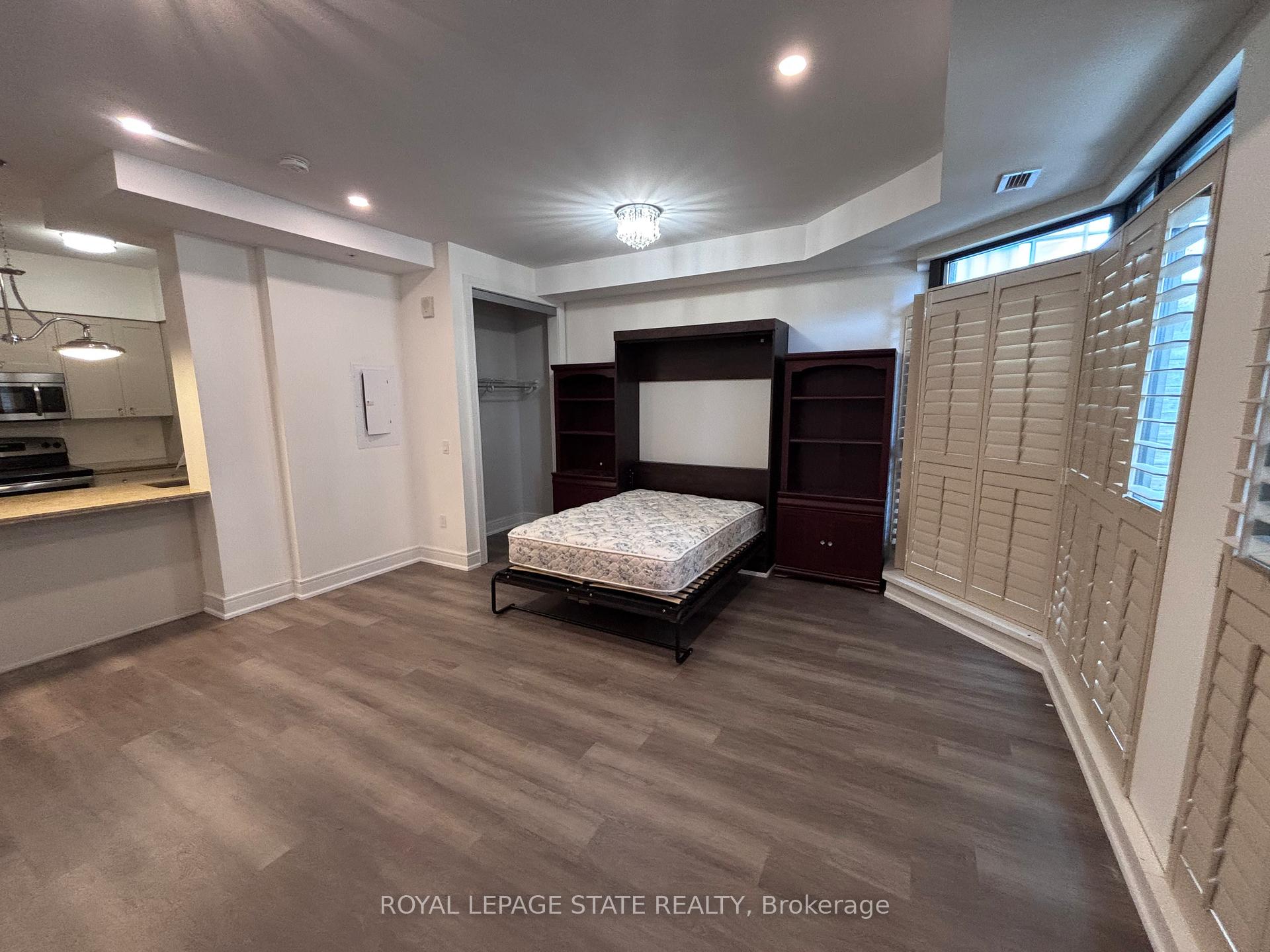 Photo 9 of Unit 410, 112 King Street E, Hamilton, Beasley — HOMEH