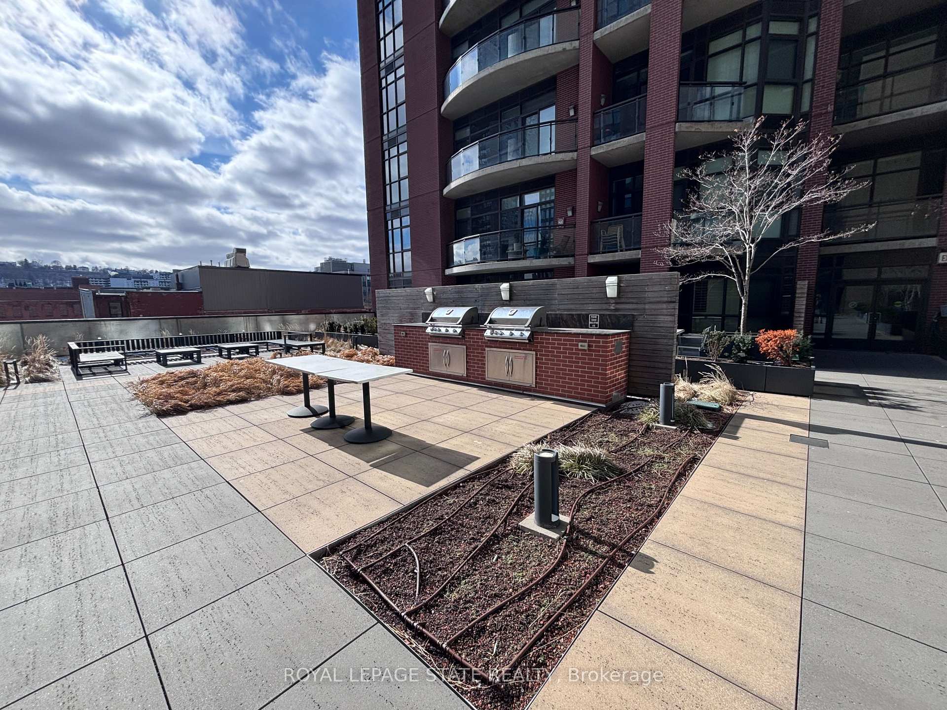 Photo 14 of Unit 410, 112 King Street E, Hamilton, Beasley — HOMEH