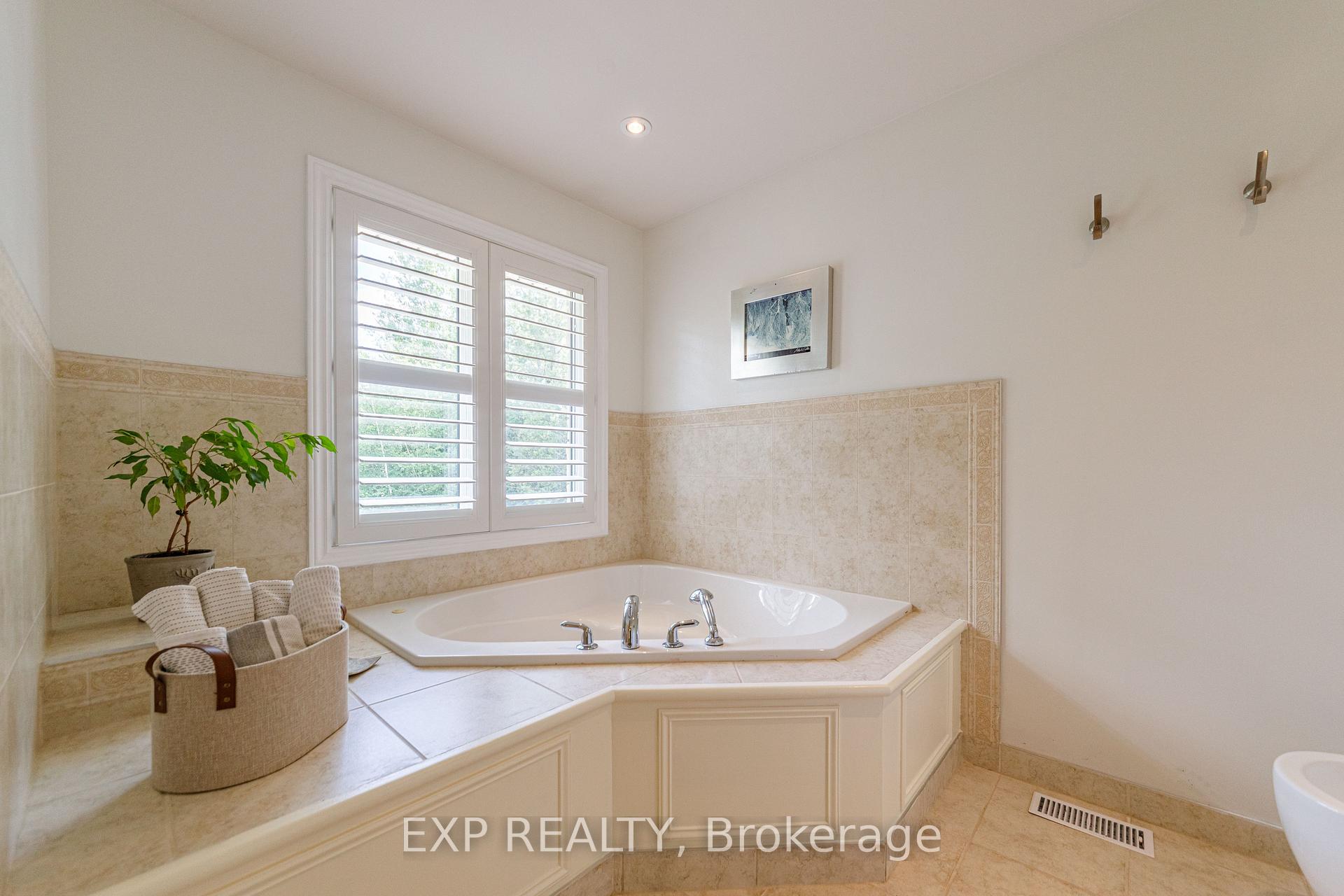 Photo 23 of 1550 Lords Manor Lane, Ottawa, Manotick East to Manotick Station — HOMEH