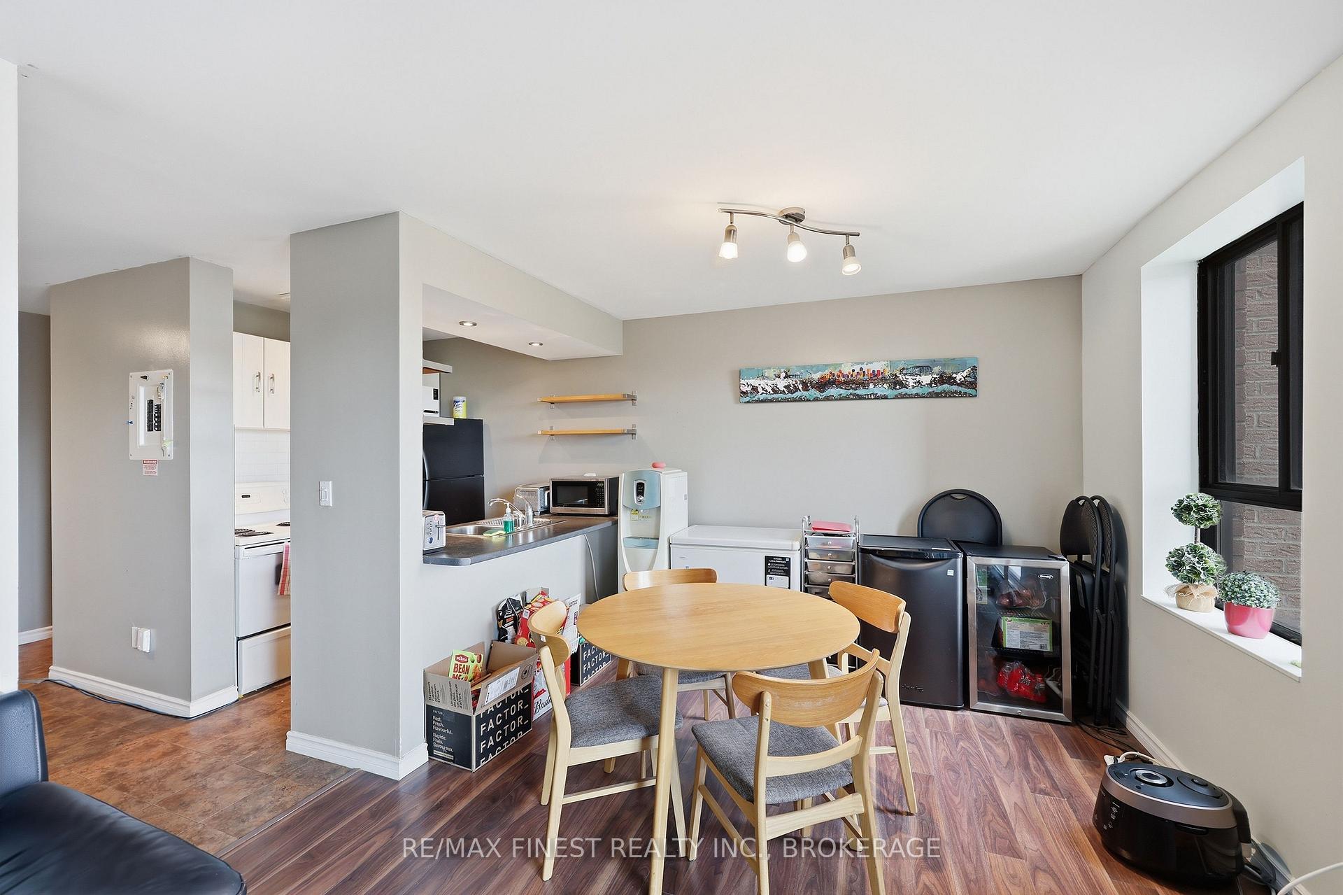 Photo 15 of Unit 414, 17 Eldon Hall Place, Kingston, Central City West — HOMEH