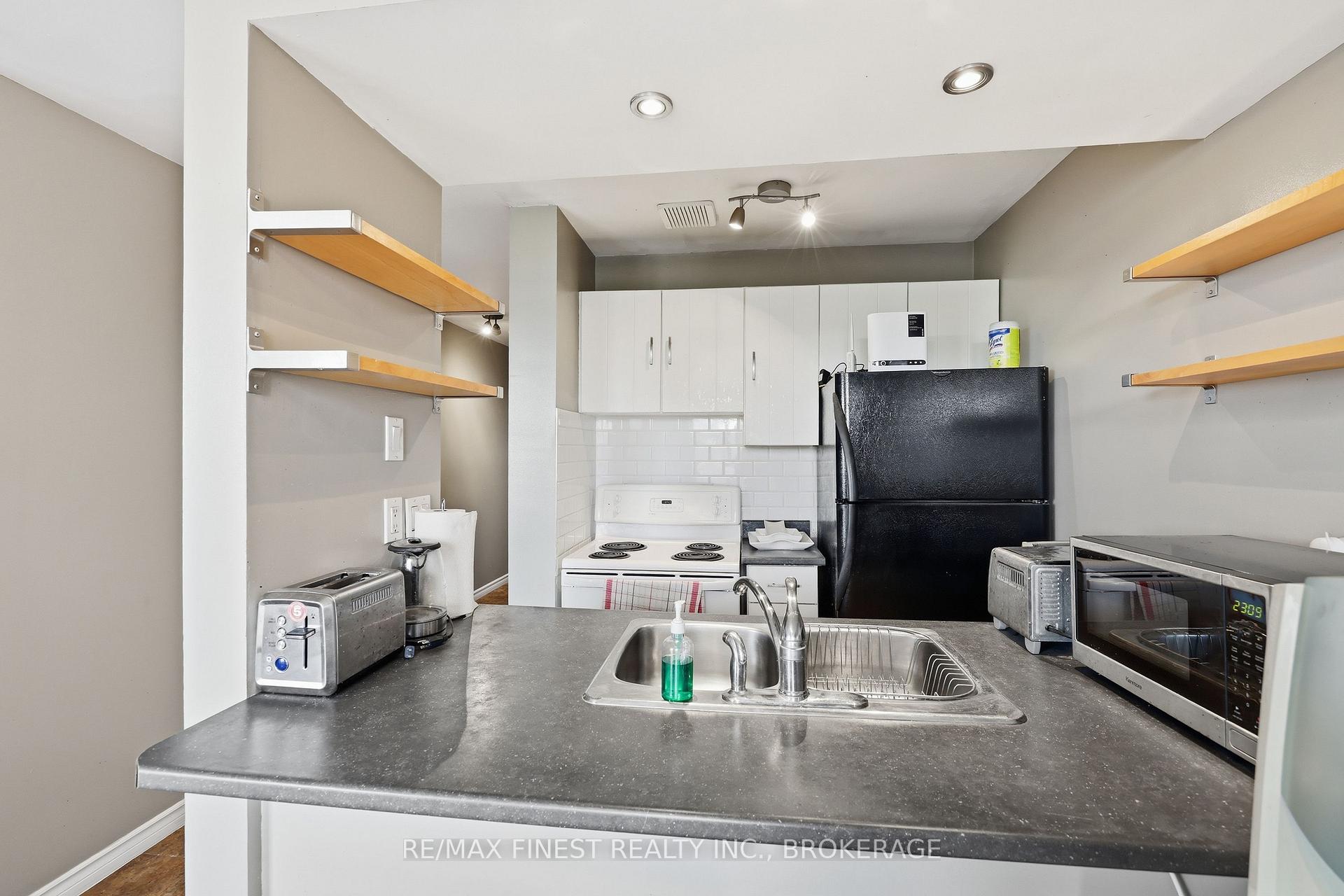 Photo 16 of Unit 414, 17 Eldon Hall Place, Kingston, Central City West — HOMEH
