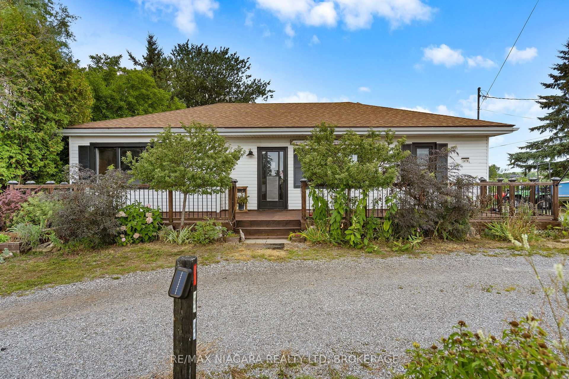 Photo 6 of 1470 Killaly Street E, Port Colborne, Sherkston — HOMEH