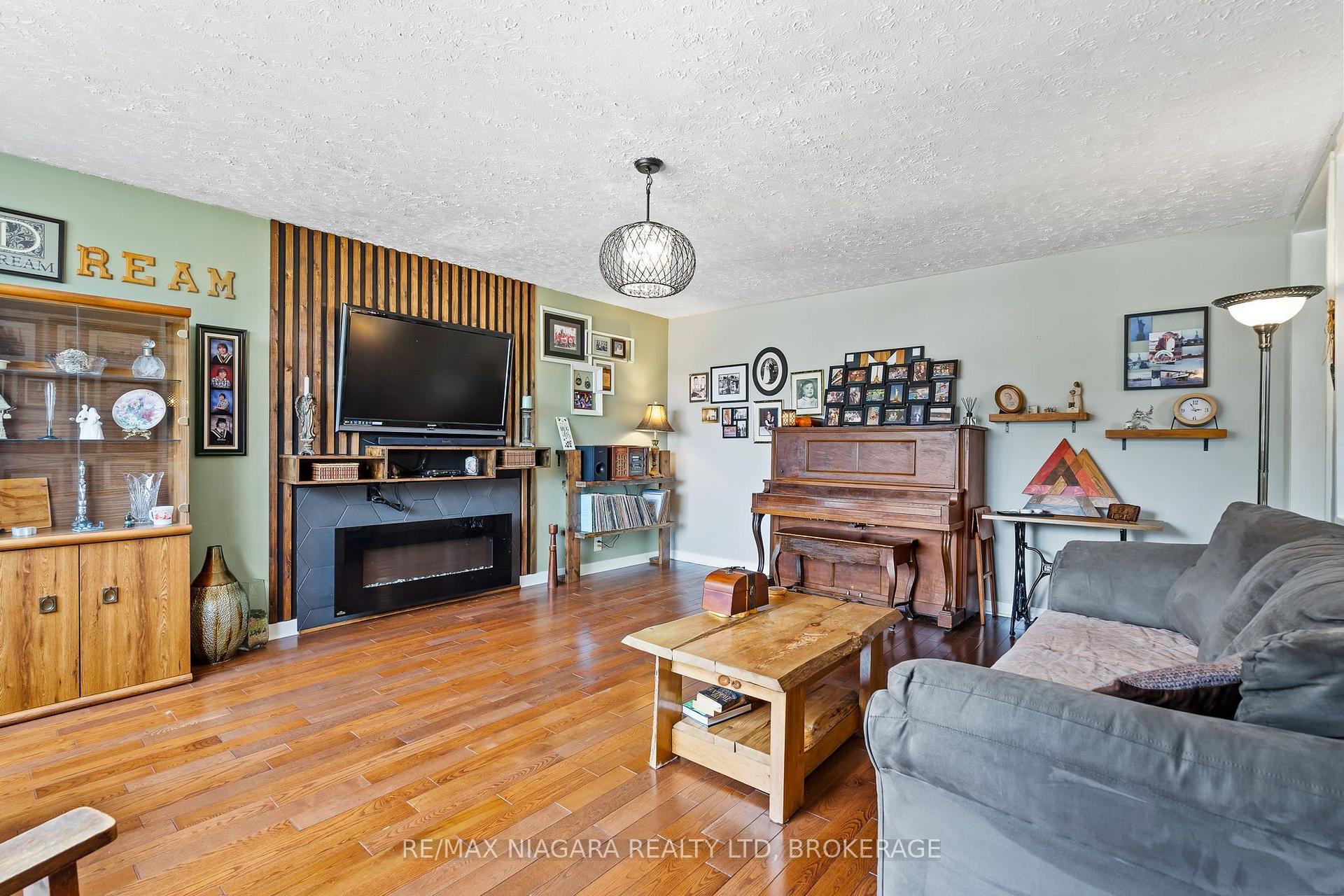 Photo 23 of 1470 Killaly Street E, Port Colborne, Sherkston — HOMEH