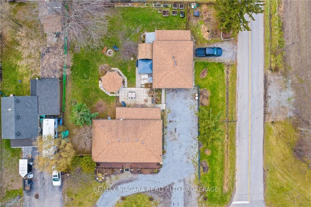 Photo 3 of 1470 Killaly Street E, Port Colborne, Sherkston — HOMEH
