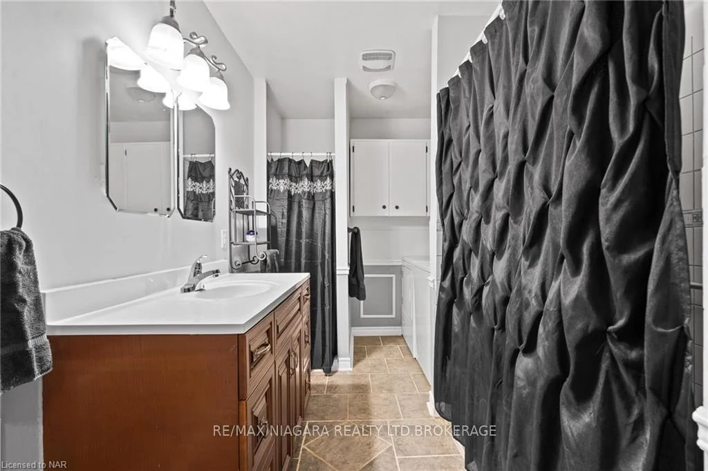 Photo 26 of 1470 Killaly Street E, Port Colborne, Sherkston — HOMEH