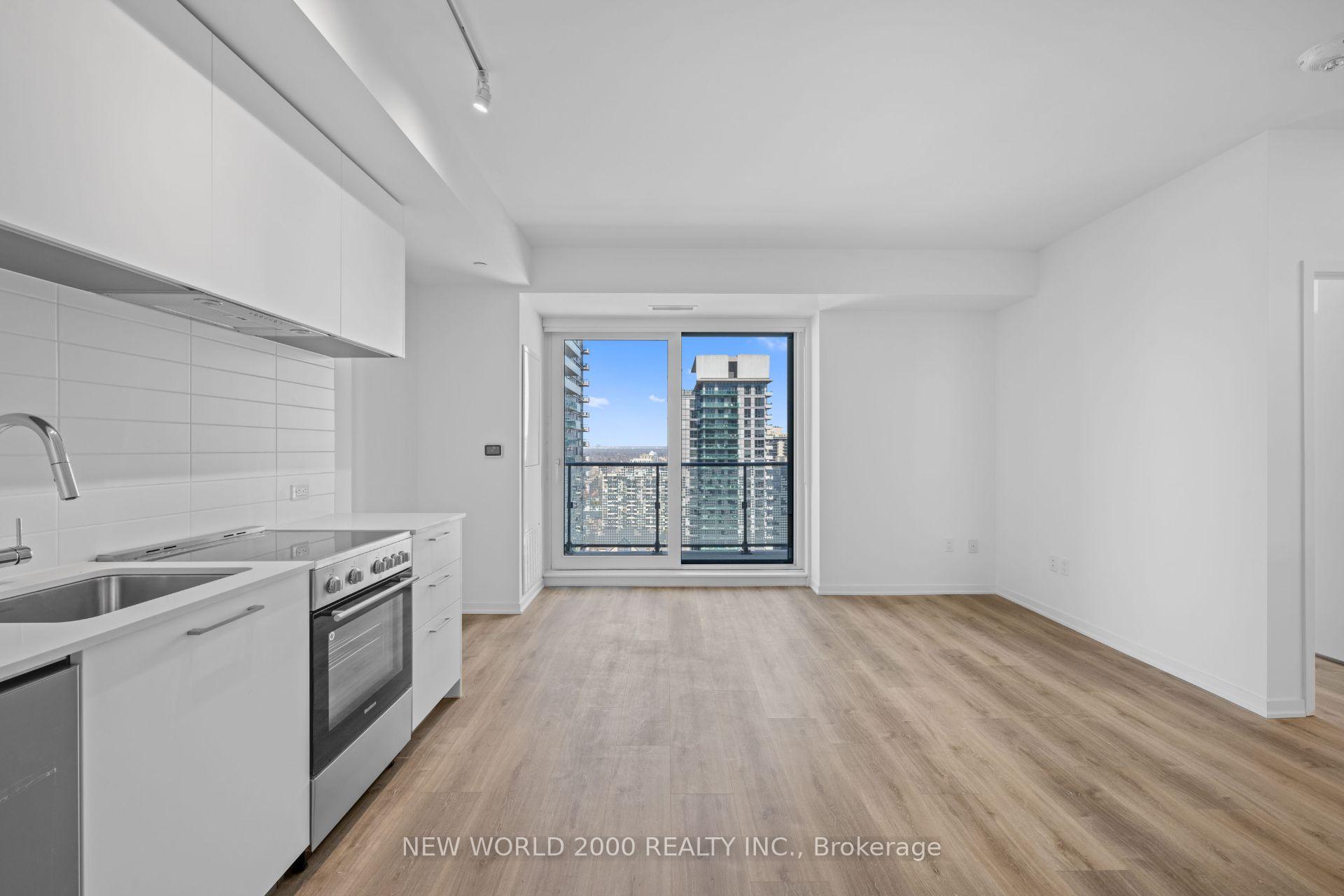Photo 2 of Unit 2513, 101 Roehampton Avenue, Toronto, Mount Pleasant West — HOMEH
