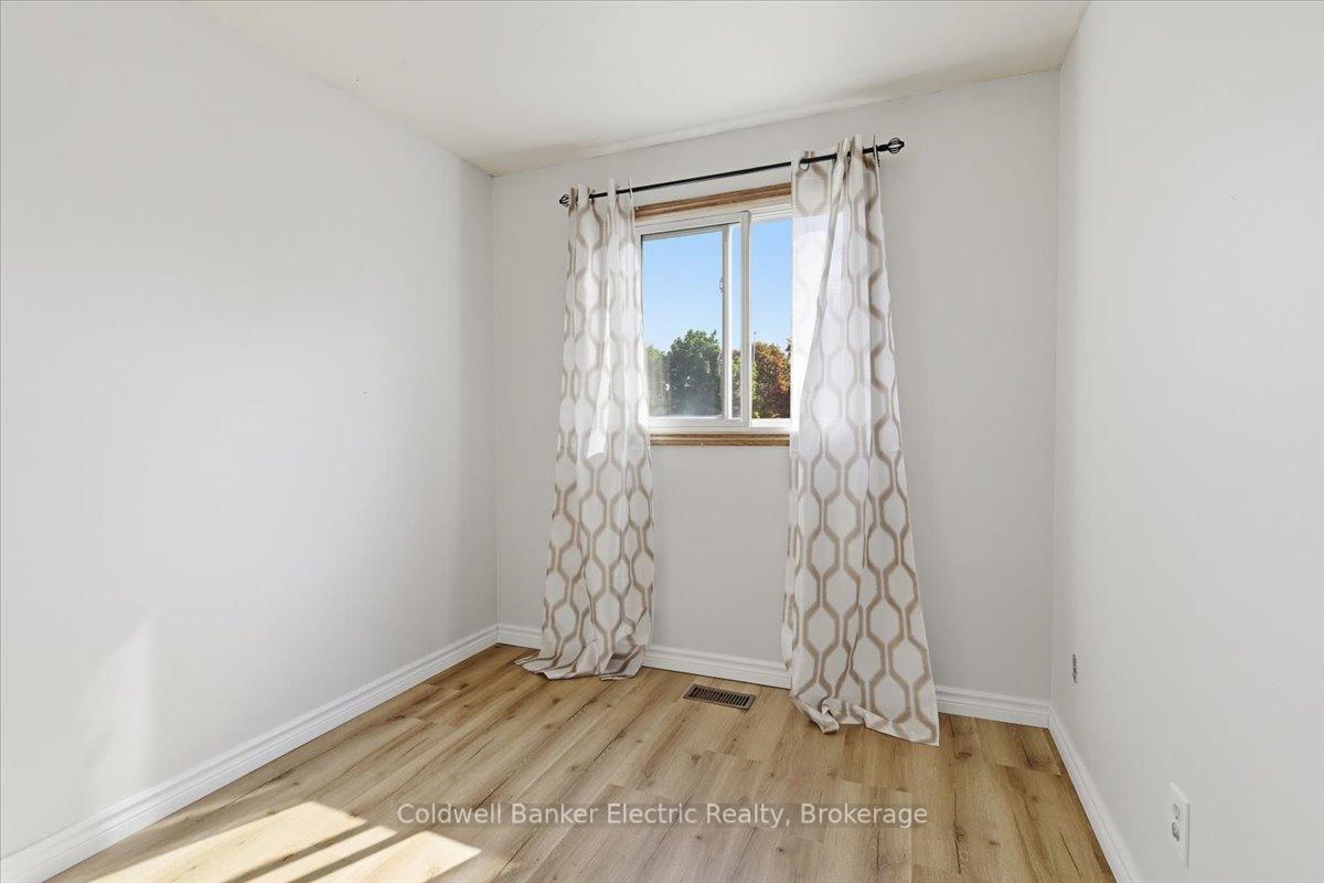 Photo 21 of 3 Walbridge Court, Clarington, Bowmanville — HOMEH