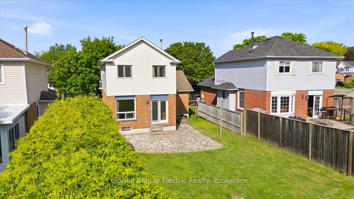 Photo 28 of 3 Walbridge Court, Clarington, Bowmanville — HOMEH
