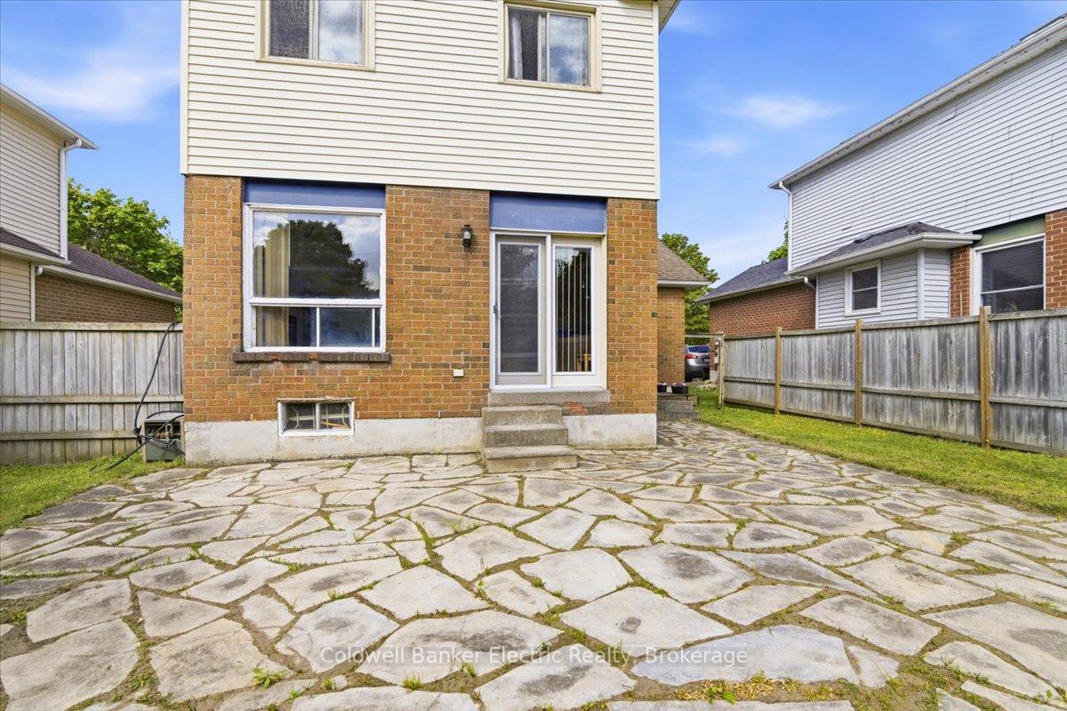 Photo 29 of 3 Walbridge Court, Clarington, Bowmanville — HOMEH