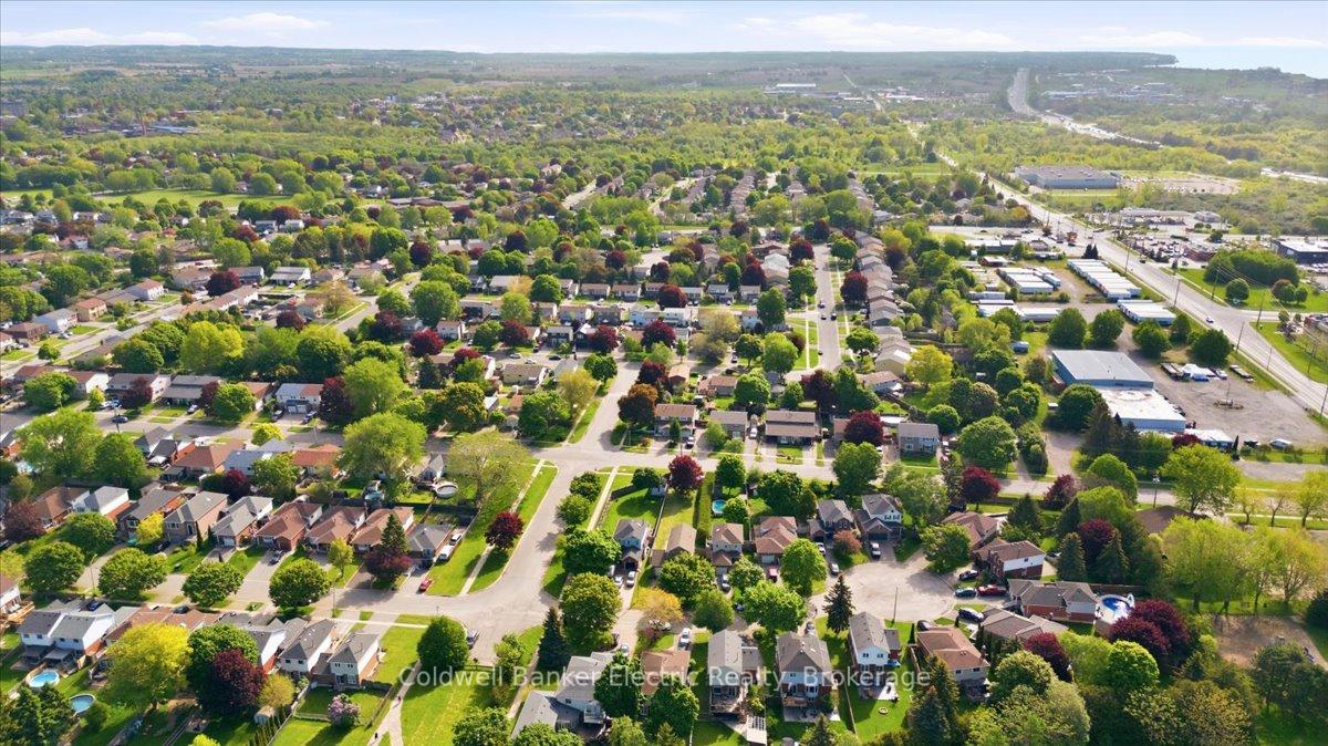 Photo 43 of 3 Walbridge Court, Clarington, Bowmanville — HOMEH