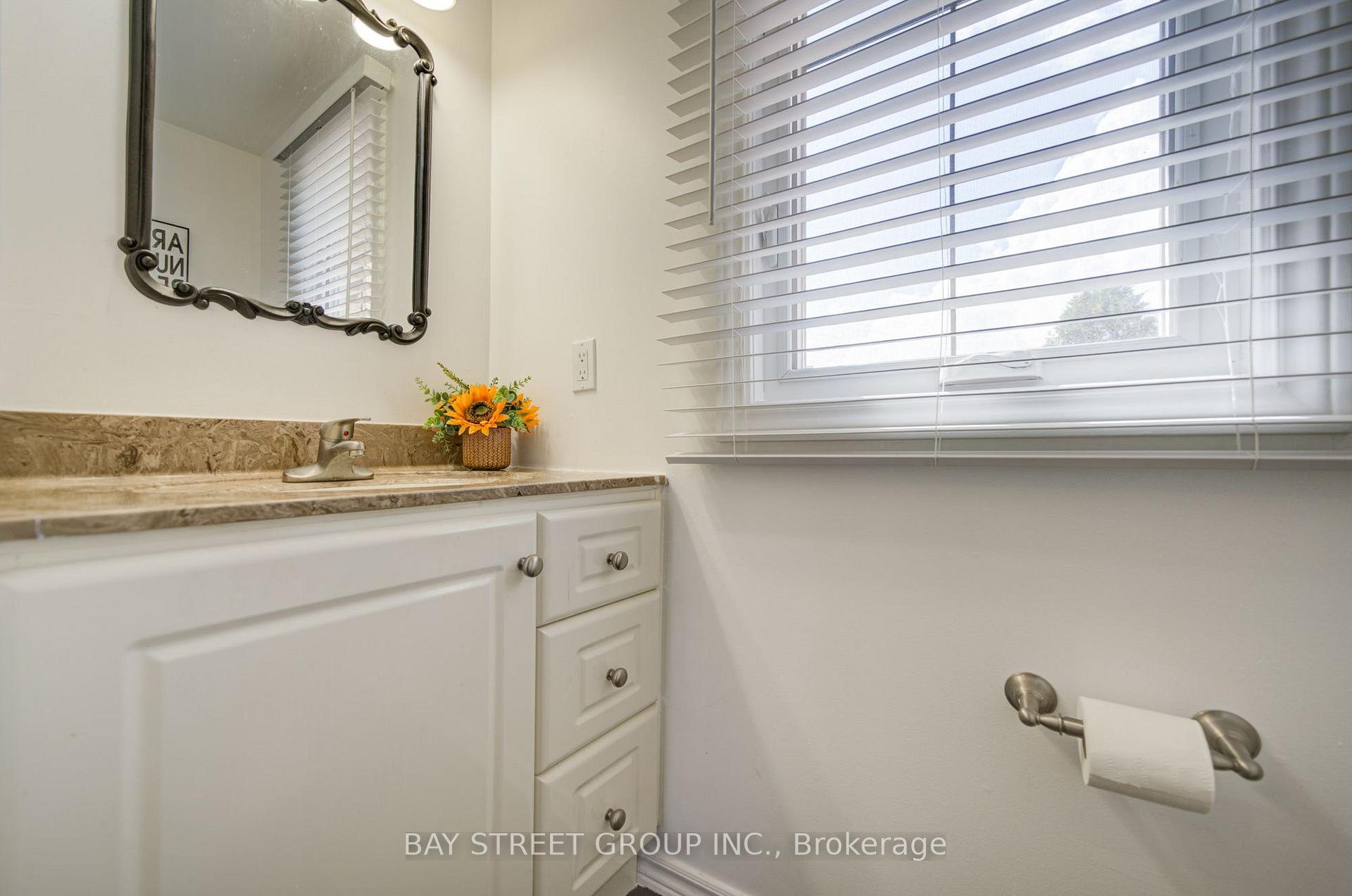 Photo 34 of 10 Hemingford Place, Whitby, Pringle Creek — HOMEH
