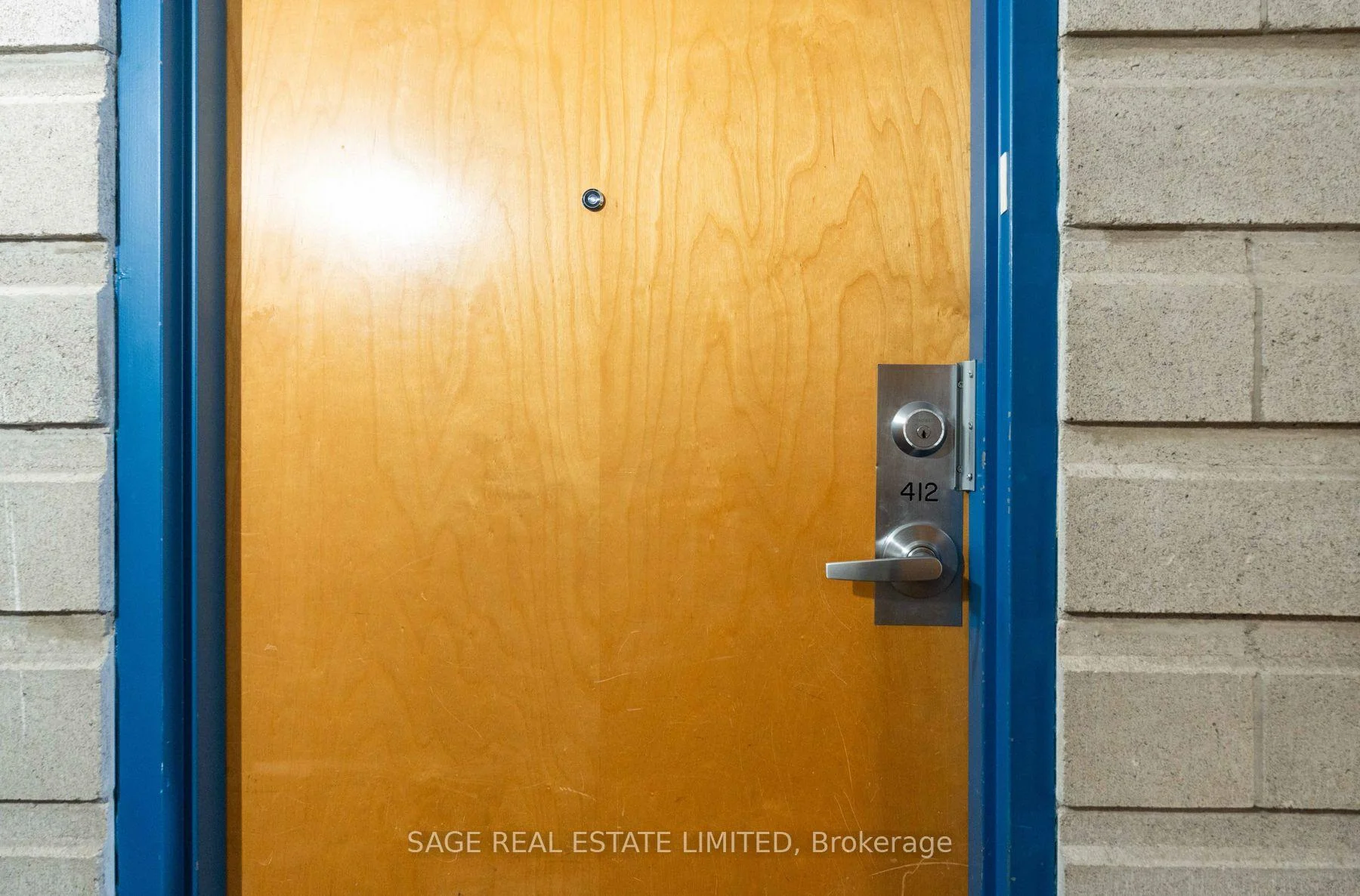 Photo 9 of Unit 412, 766 King Street W, Toronto, Niagara — HOMEH