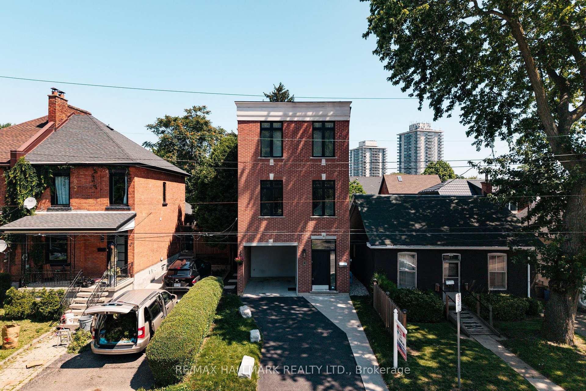 Photo 2 of 53 Wood Street E, Hamilton, North End — HOMEH