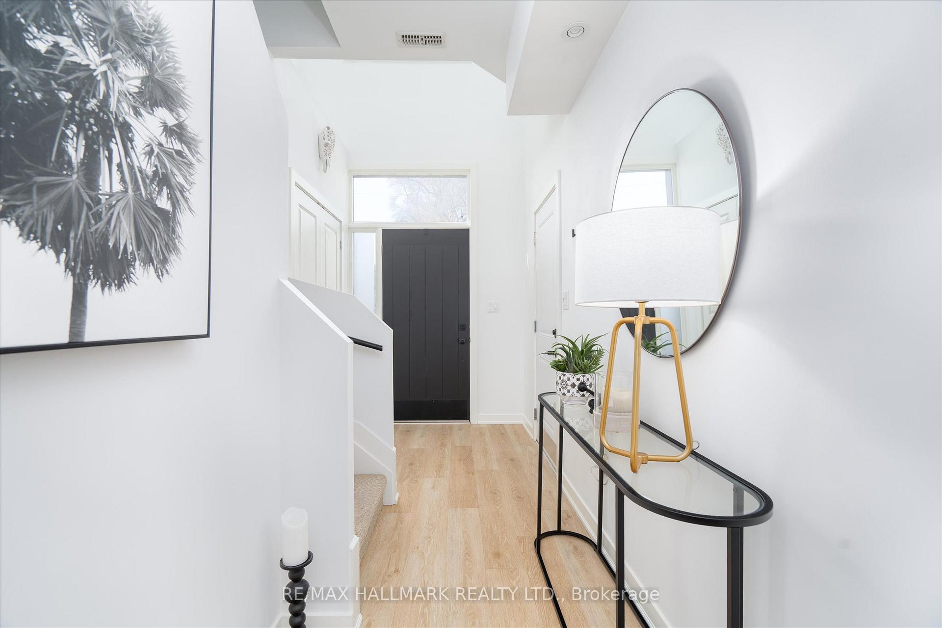 Photo 5 of 53 Wood Street E, Hamilton, North End — HOMEH