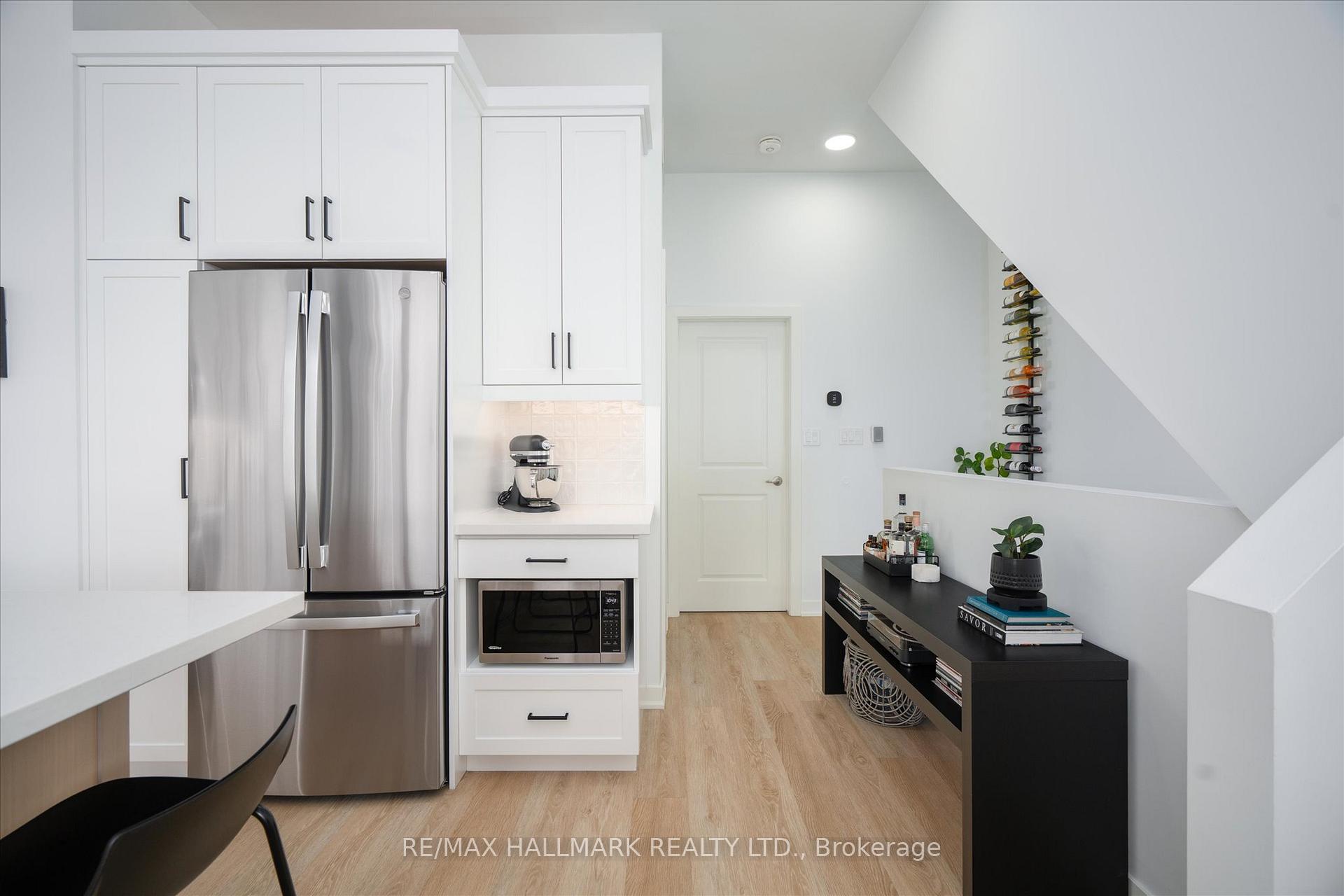 Photo 12 of 53 Wood Street E, Hamilton, North End — HOMEH