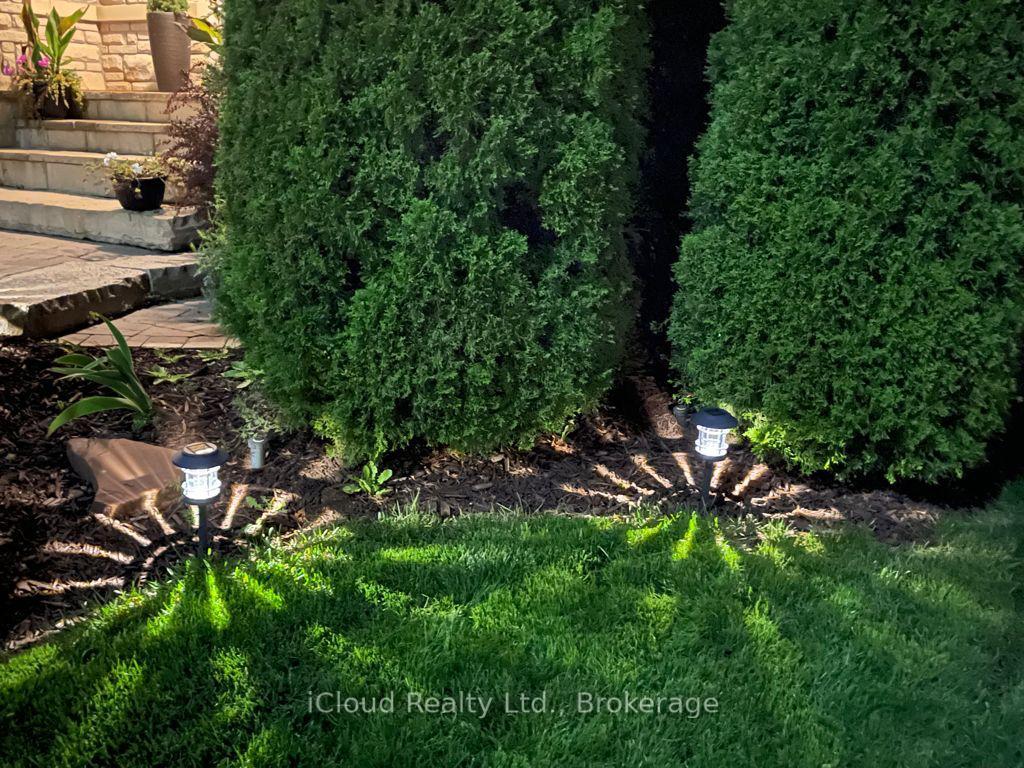 Photo 4 of 2343 North Ridge Trail, Oakville, Joshua Creek — HOMEH