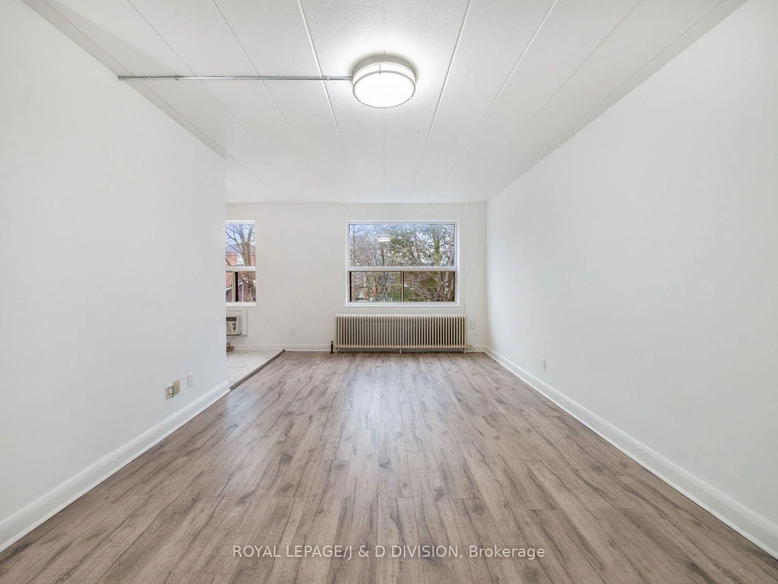 Photo 11 of Unit 205, 325 Sammon Avenue, Toronto, Danforth Village-East York — HOMEH
