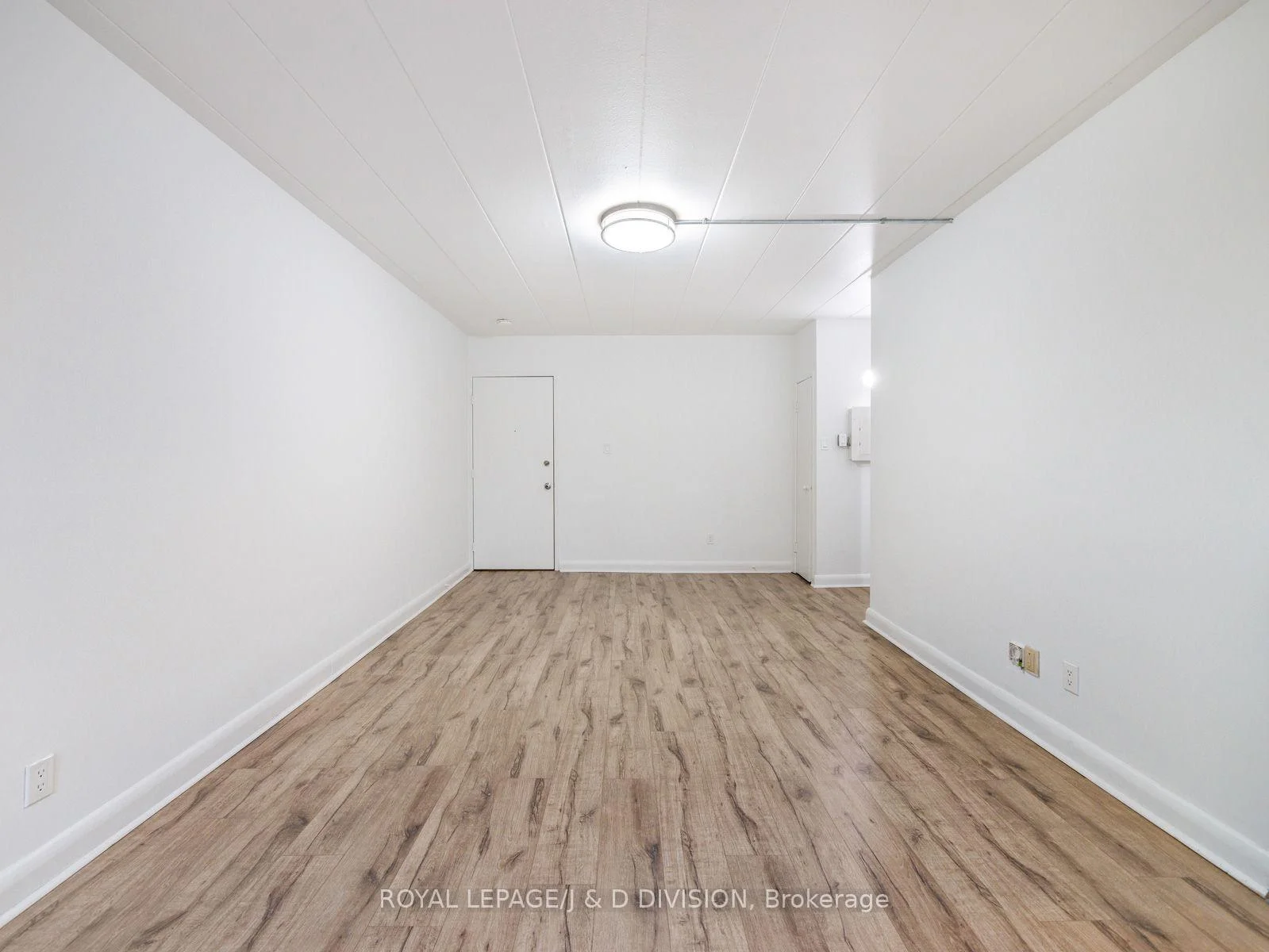 Photo 13 of Unit 205, 325 Sammon Avenue, Toronto, Danforth Village-East York — HOMEH