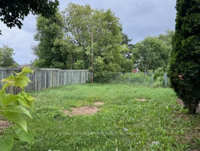 Photo 19 of 132 Northern Avenue, Thunder Bay, East End — HOMEH
