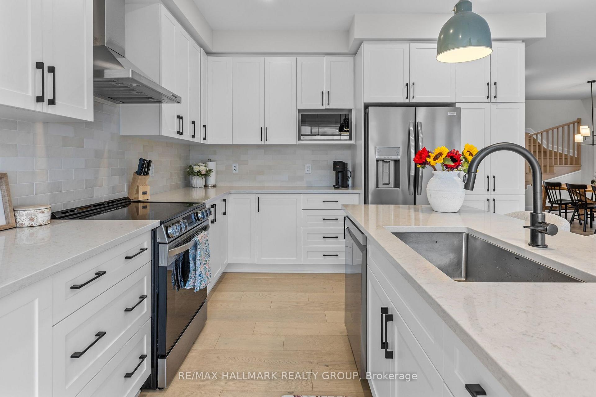 Photo 17 of 892 Sendero Way, Ottawa, Remainder of Stittsville & Area — HOMEH