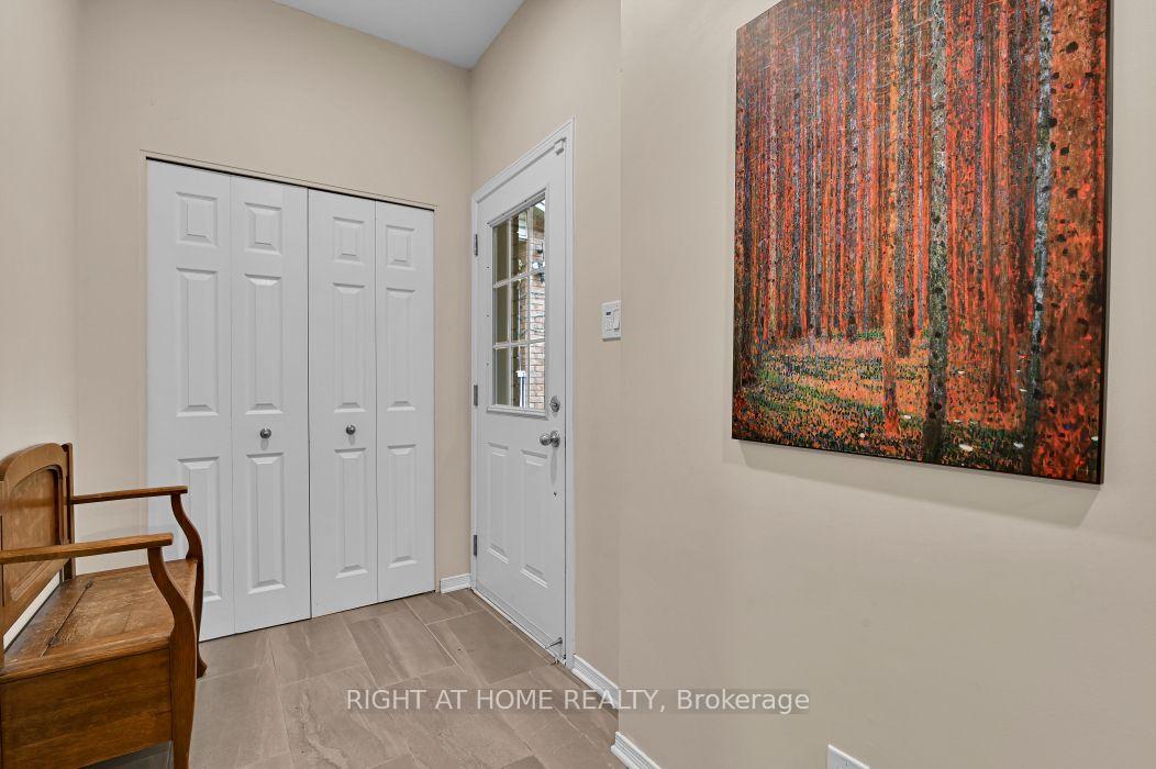 Photo 2 of 184 Carwood Circle, Ottawa, Carson Meadows — HOMEH