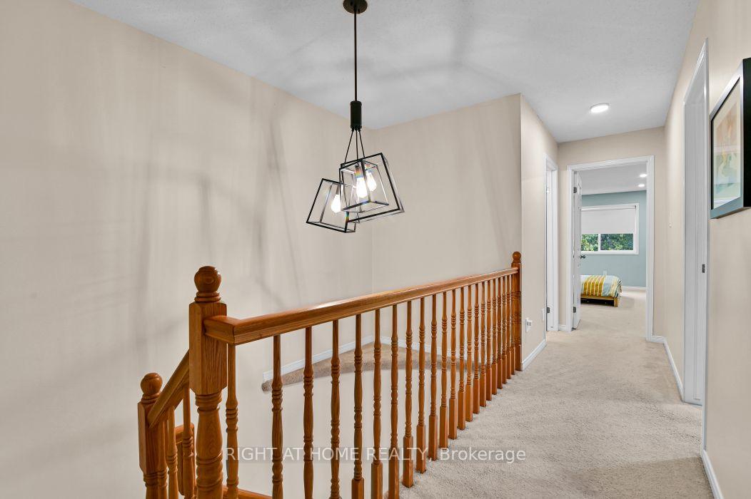 Photo 14 of 184 Carwood Circle, Ottawa, Carson Meadows — HOMEH