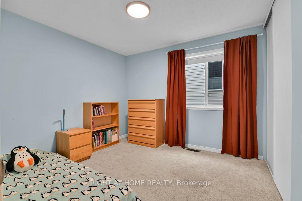 Photo 22 of 184 Carwood Circle, Ottawa, Carson Meadows — HOMEH