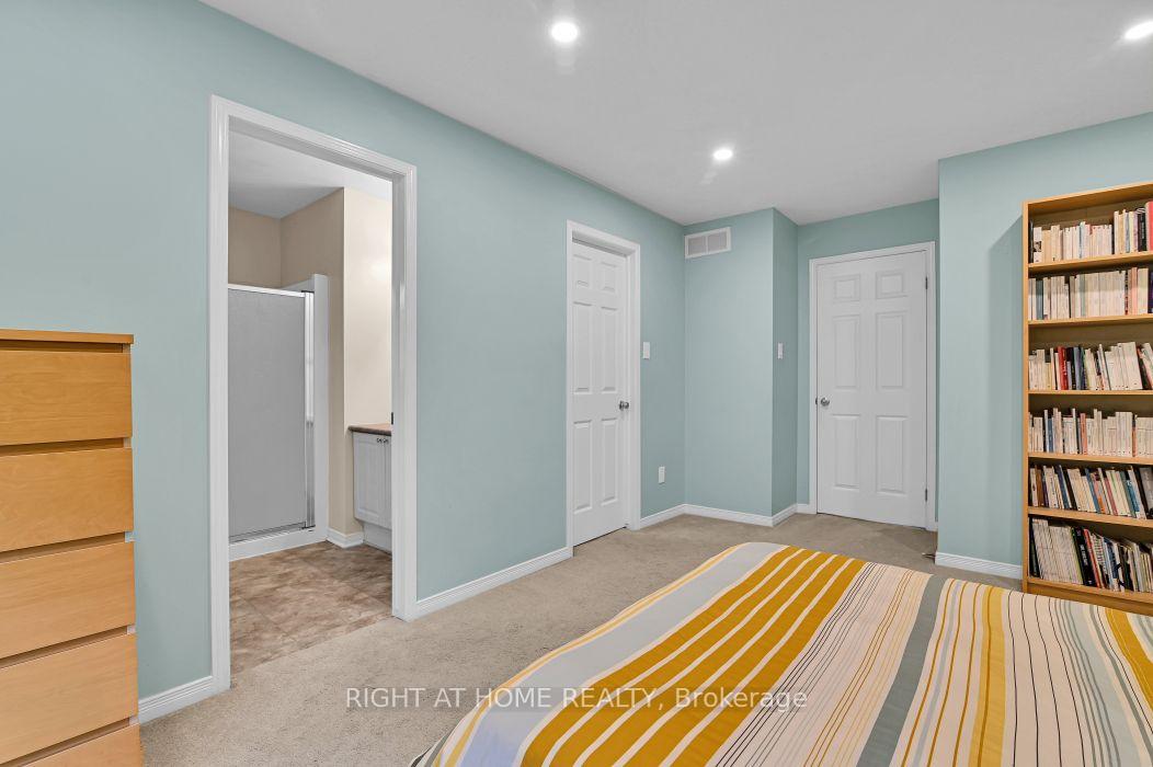 Photo 17 of 184 Carwood Circle, Ottawa, Carson Meadows — HOMEH