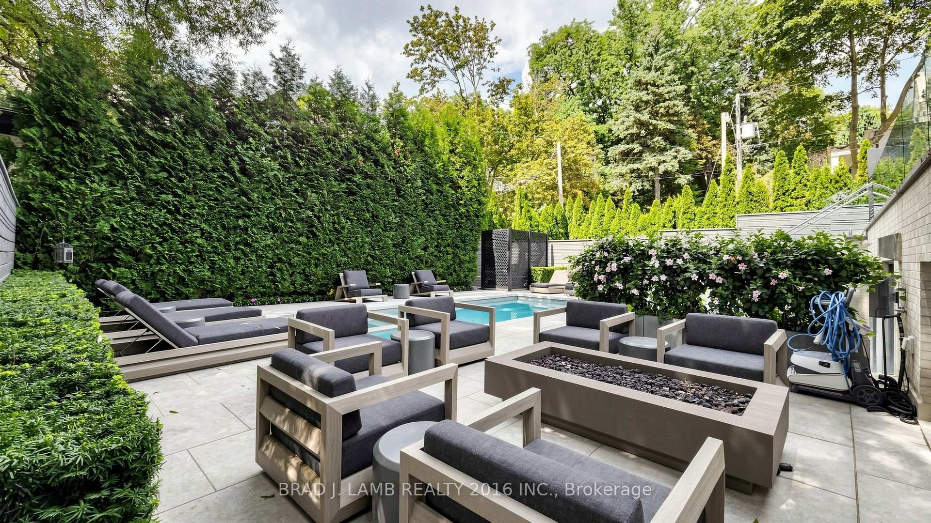 Photo 38 of 22 Glenayr Road, Toronto, Forest Hill South — HOMEH