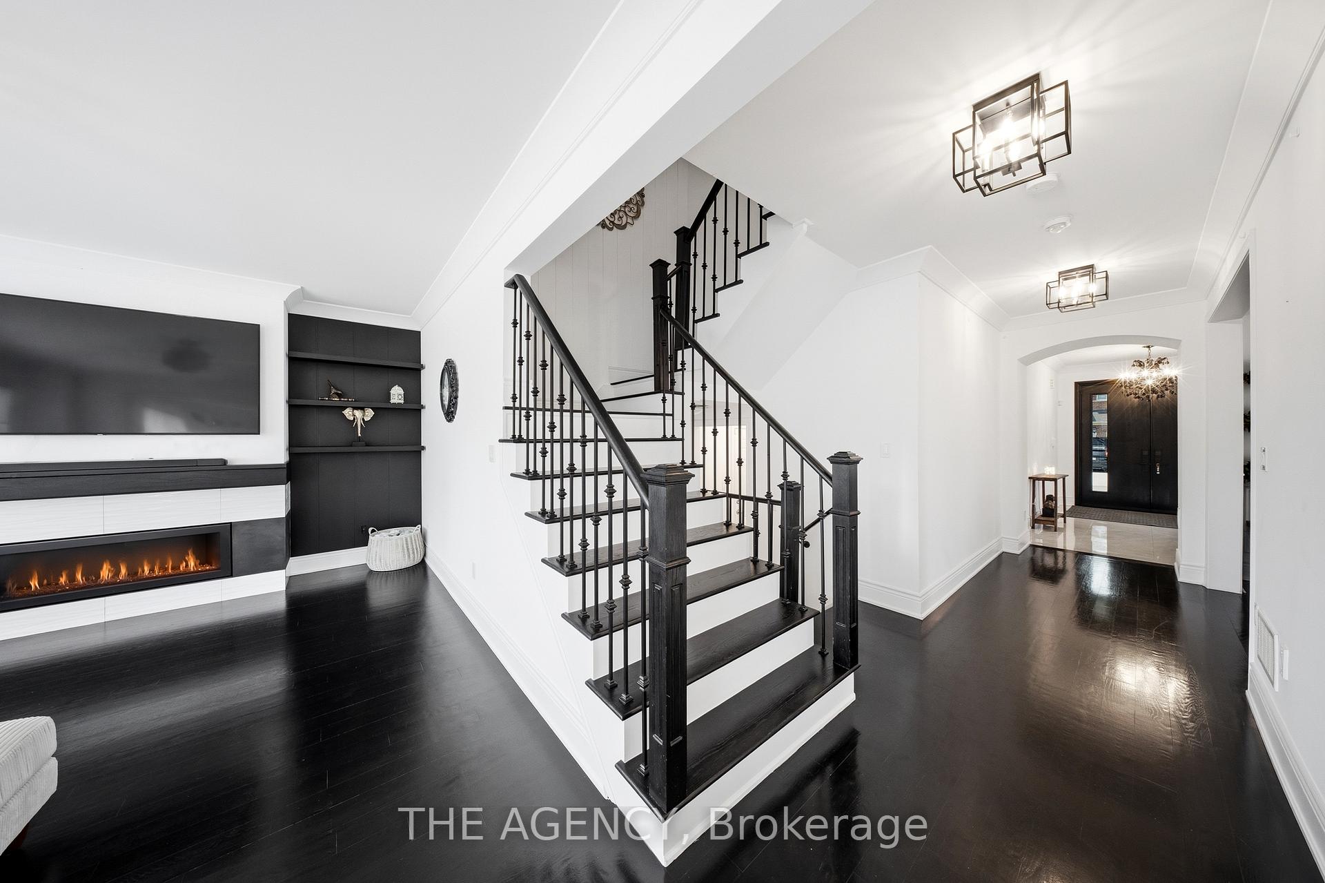 Photo 9 of 119 Turner Drive, New Tecumseth, Tottenham — HOMEH