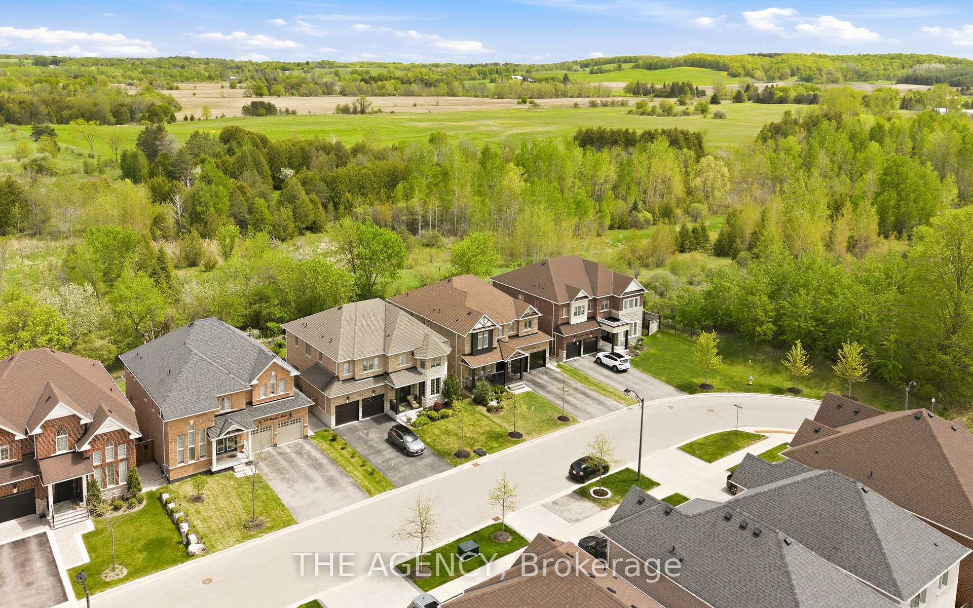 Photo 50 of 119 Turner Drive, New Tecumseth, Tottenham — HOMEH