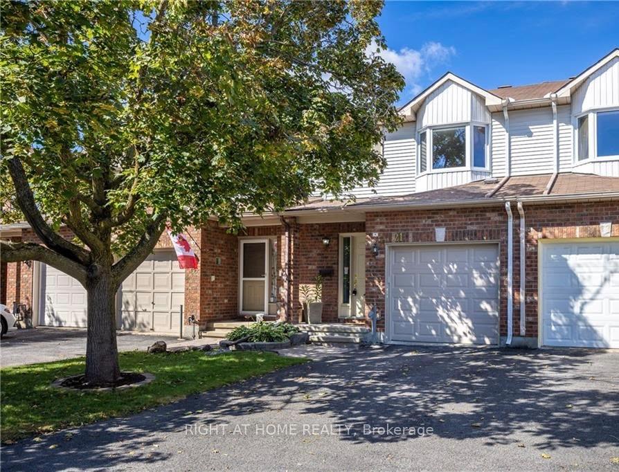 Photo 1 of 21 Grenadier Way, Ottawa, Barrhaven - Longfields — HOMEH