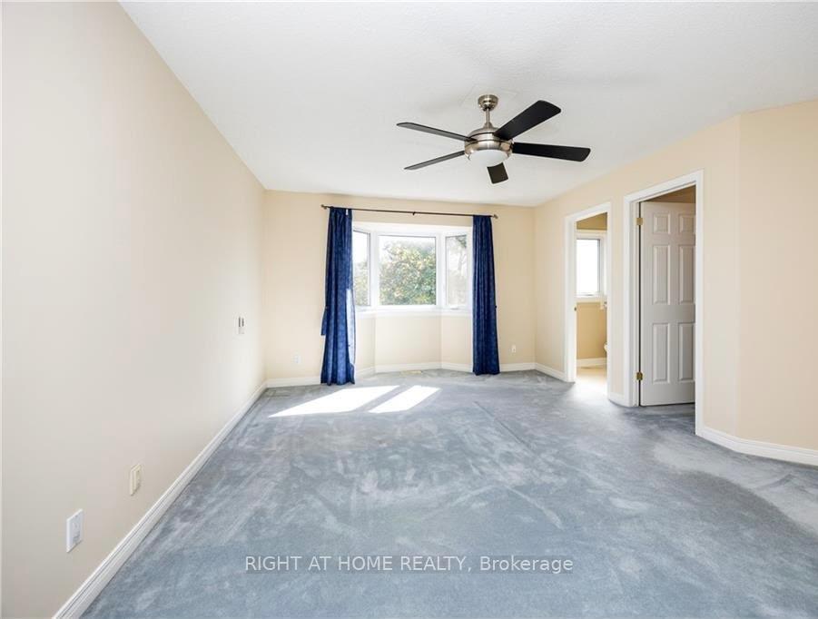 Photo 15 of 21 Grenadier Way, Ottawa, Barrhaven - Longfields — HOMEH