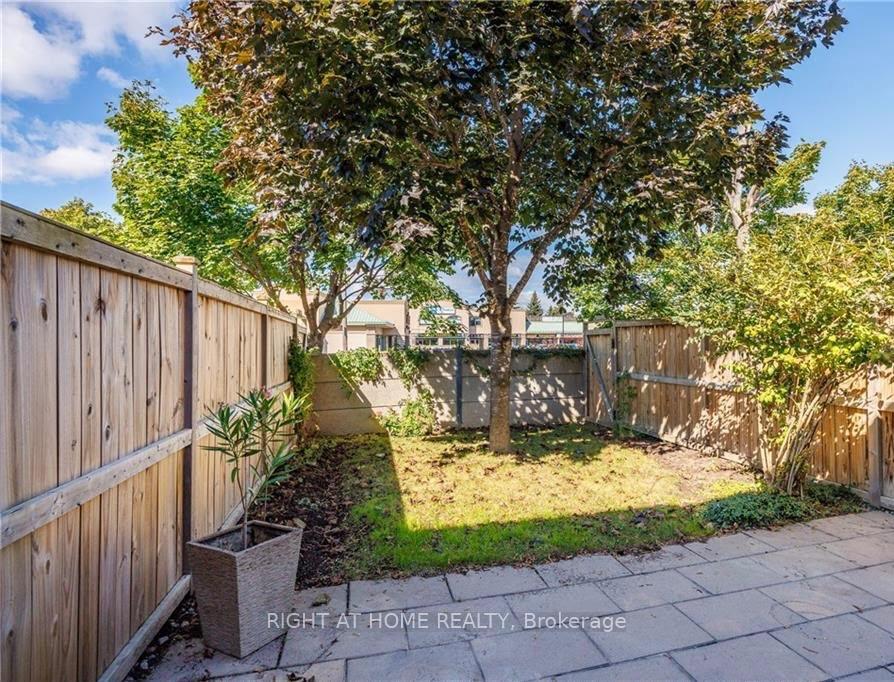 Photo 26 of 21 Grenadier Way, Ottawa, Barrhaven - Longfields — HOMEH
