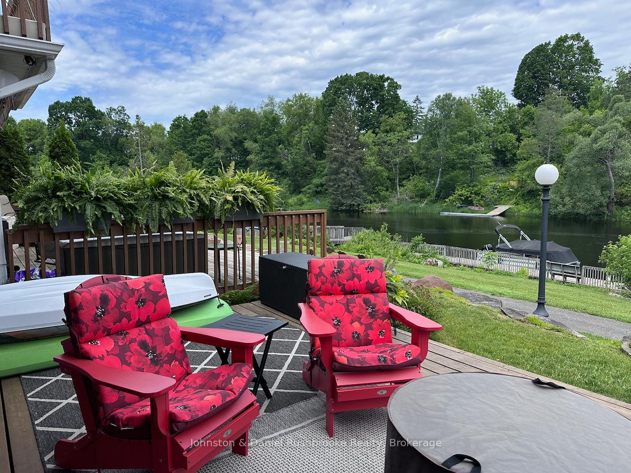 Photo 5 of 39 Shoreline Drive, Bracebridge — HOMEH