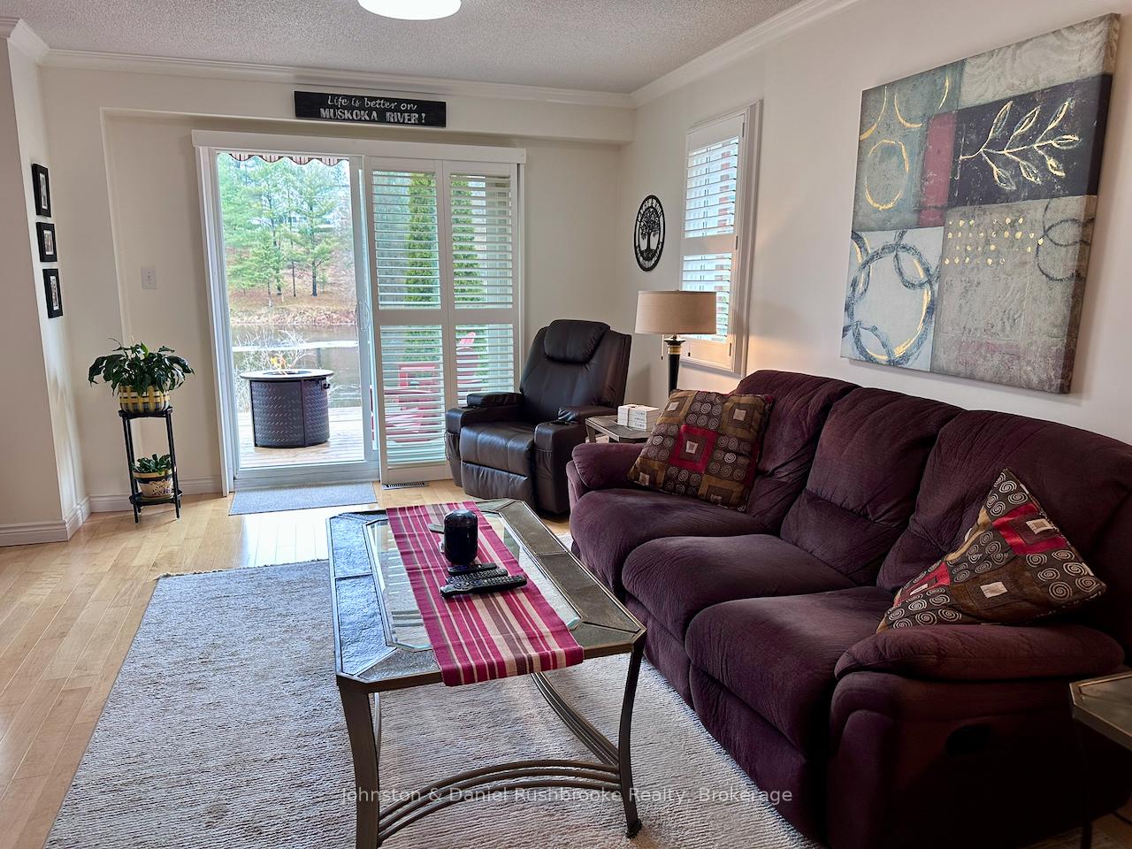 Photo 16 of 39 Shoreline Drive, Bracebridge — HOMEH