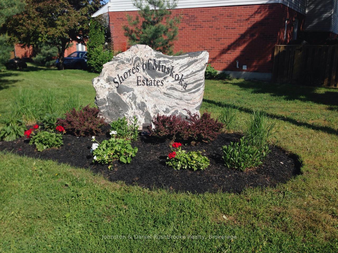 Photo 35 of 39 Shoreline Drive, Bracebridge — HOMEH