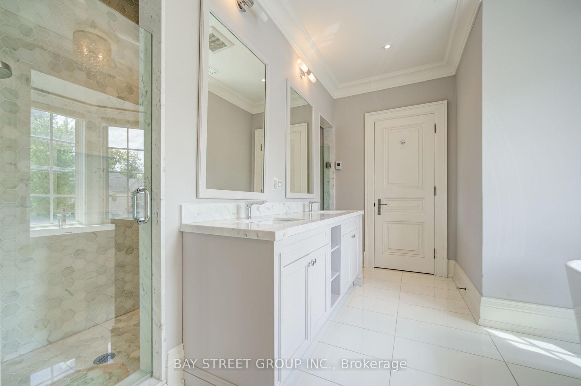 Photo 25 of 154 Munro Boulevard, North York, St. Andrew-Windfields — HOMEH