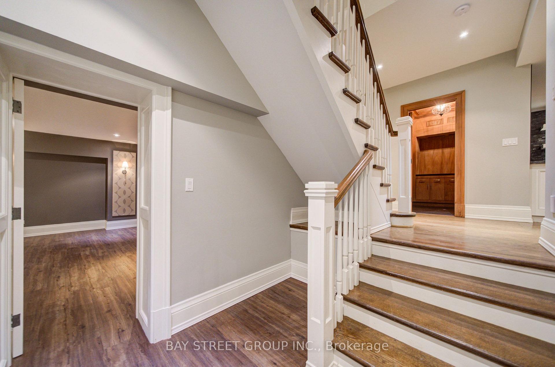 Photo 40 of 154 Munro Boulevard, North York, St. Andrew-Windfields — HOMEH