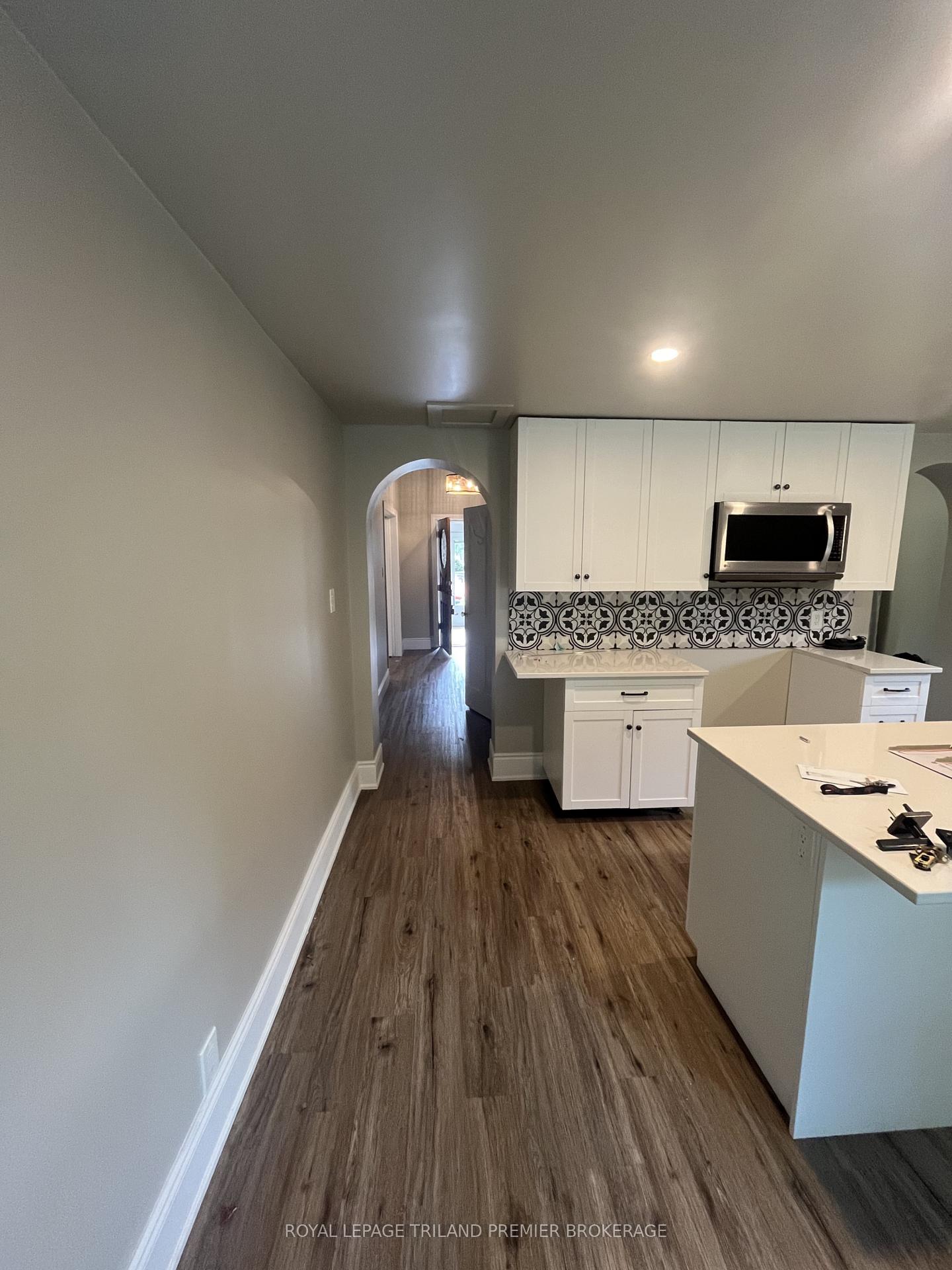 Photo 11 of 180 Alma Street, St. Thomas — HOMEH