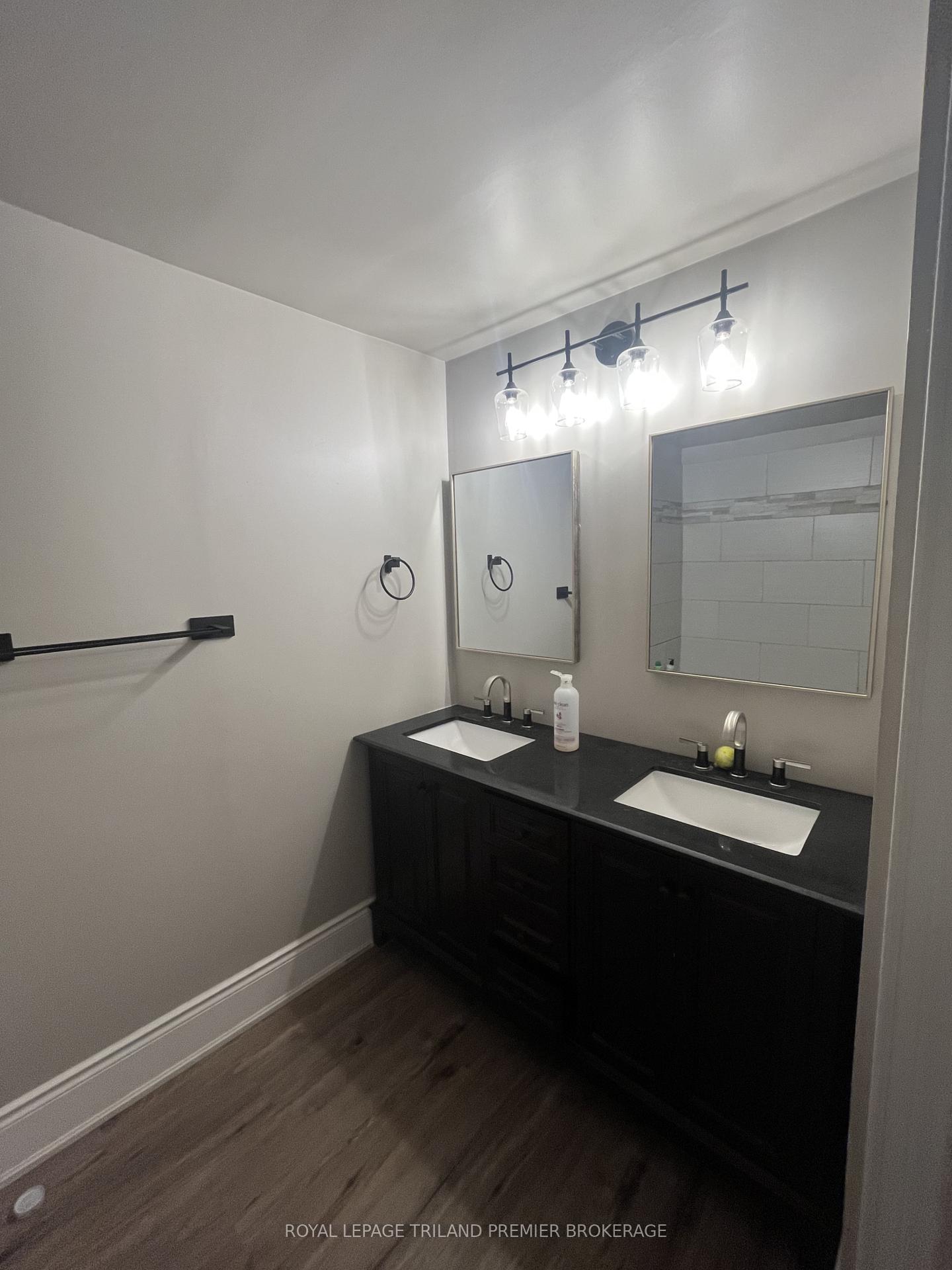 Photo 15 of 180 Alma Street, St. Thomas — HOMEH