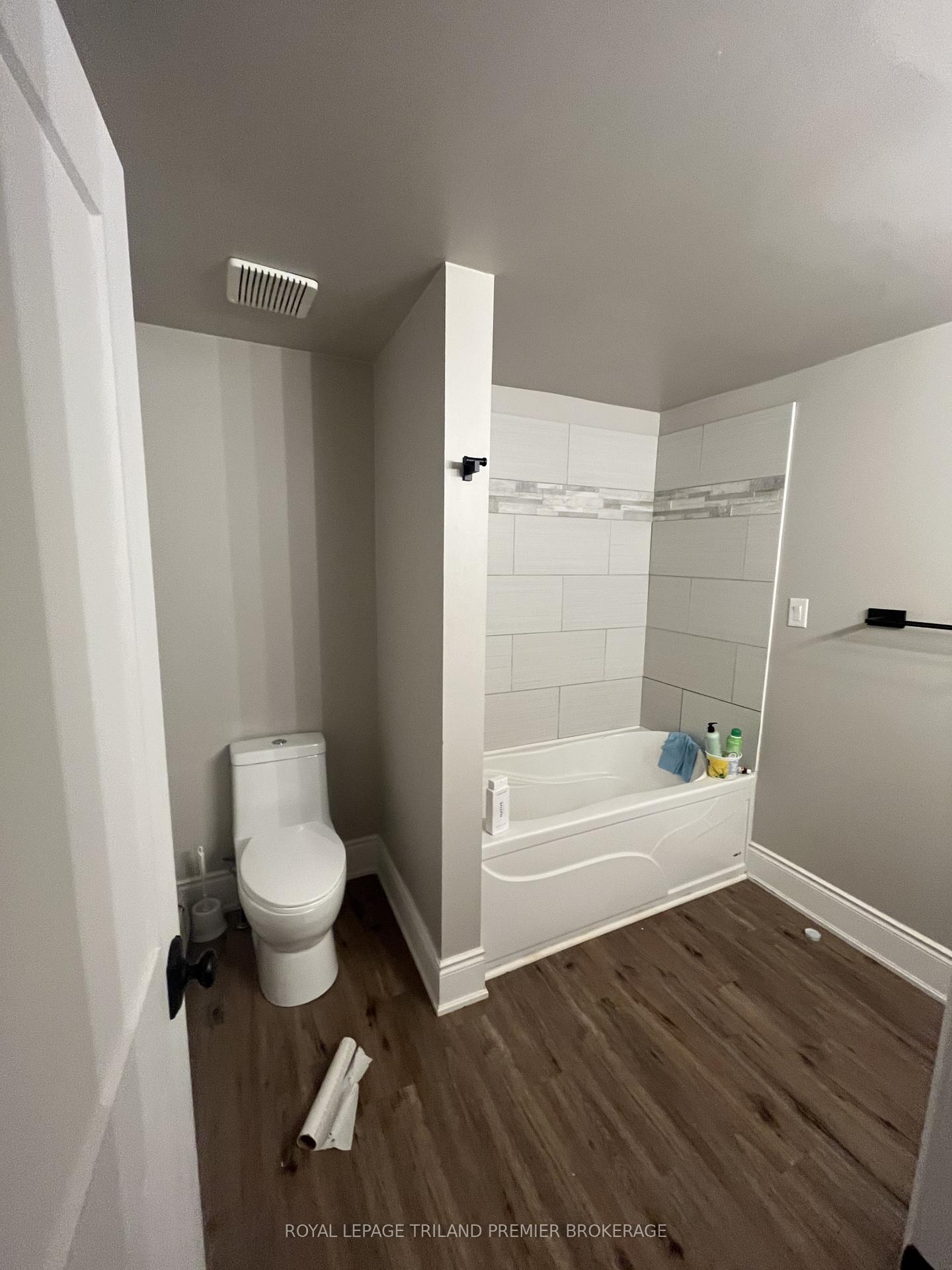 Photo 17 of 180 Alma Street, St. Thomas — HOMEH