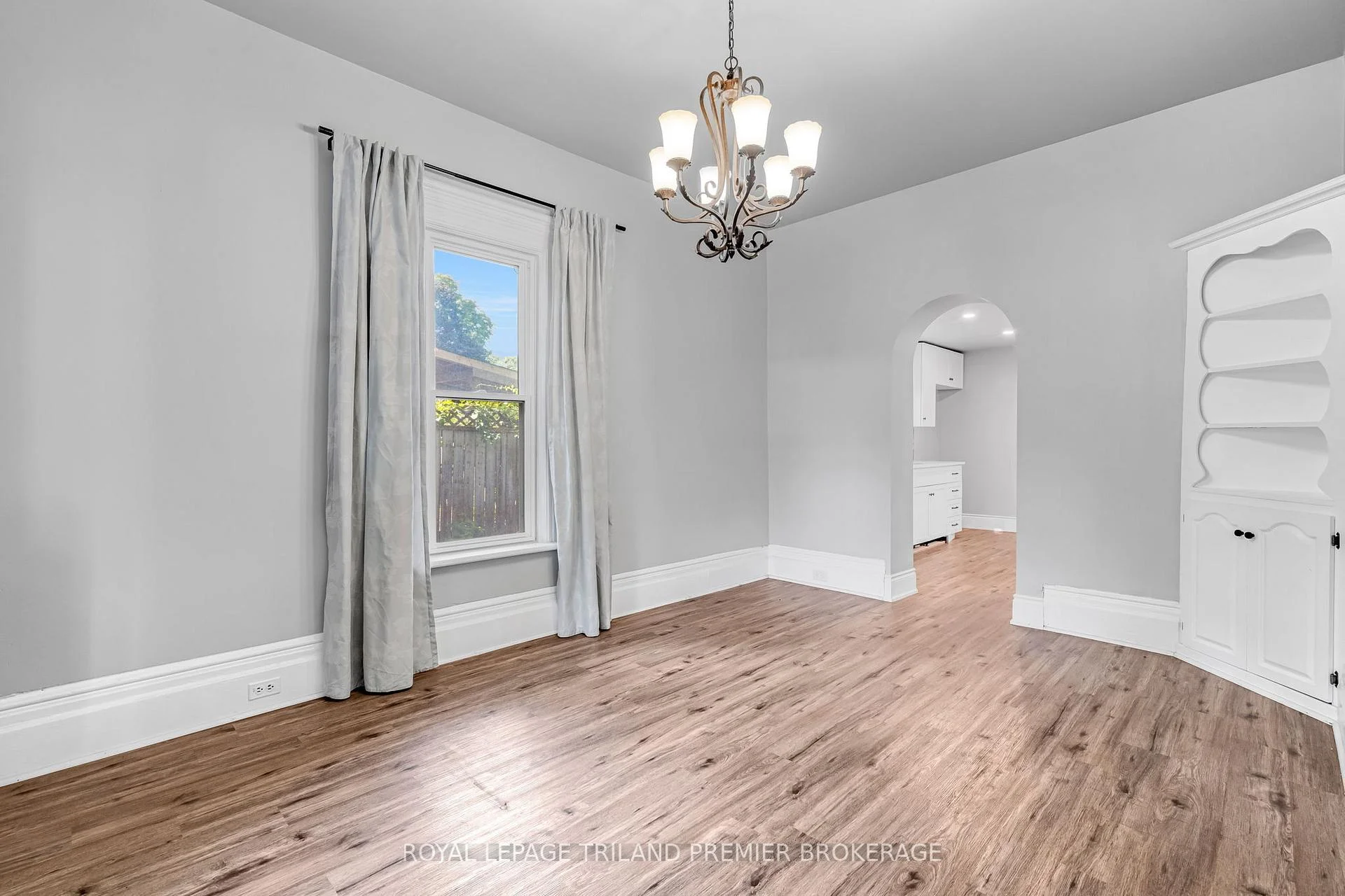 Photo 18 of 180 Alma Street, St. Thomas — HOMEH