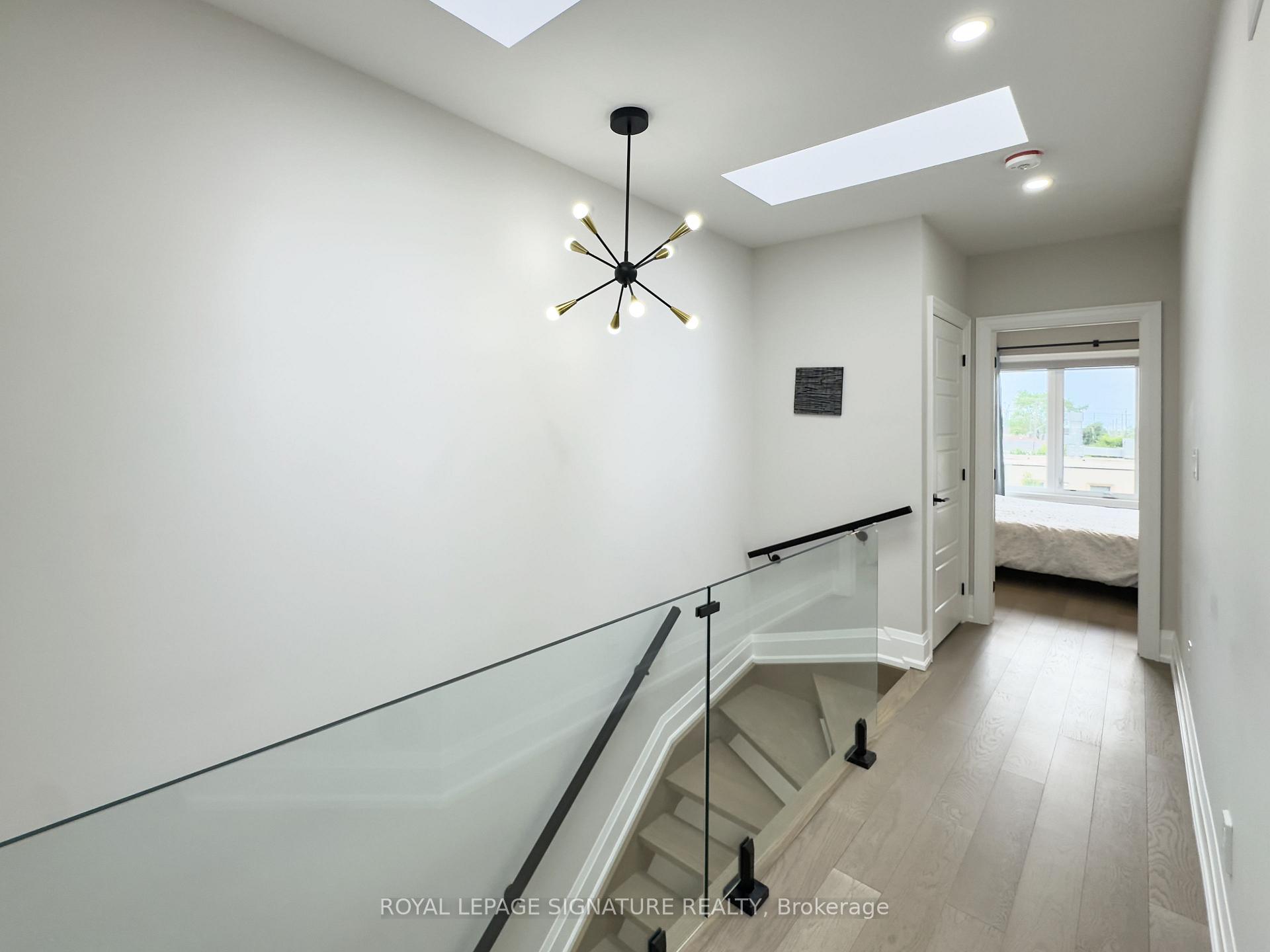 Photo 18 of 920 Fourth Street, Mississauga, Lakeview — HOMEH