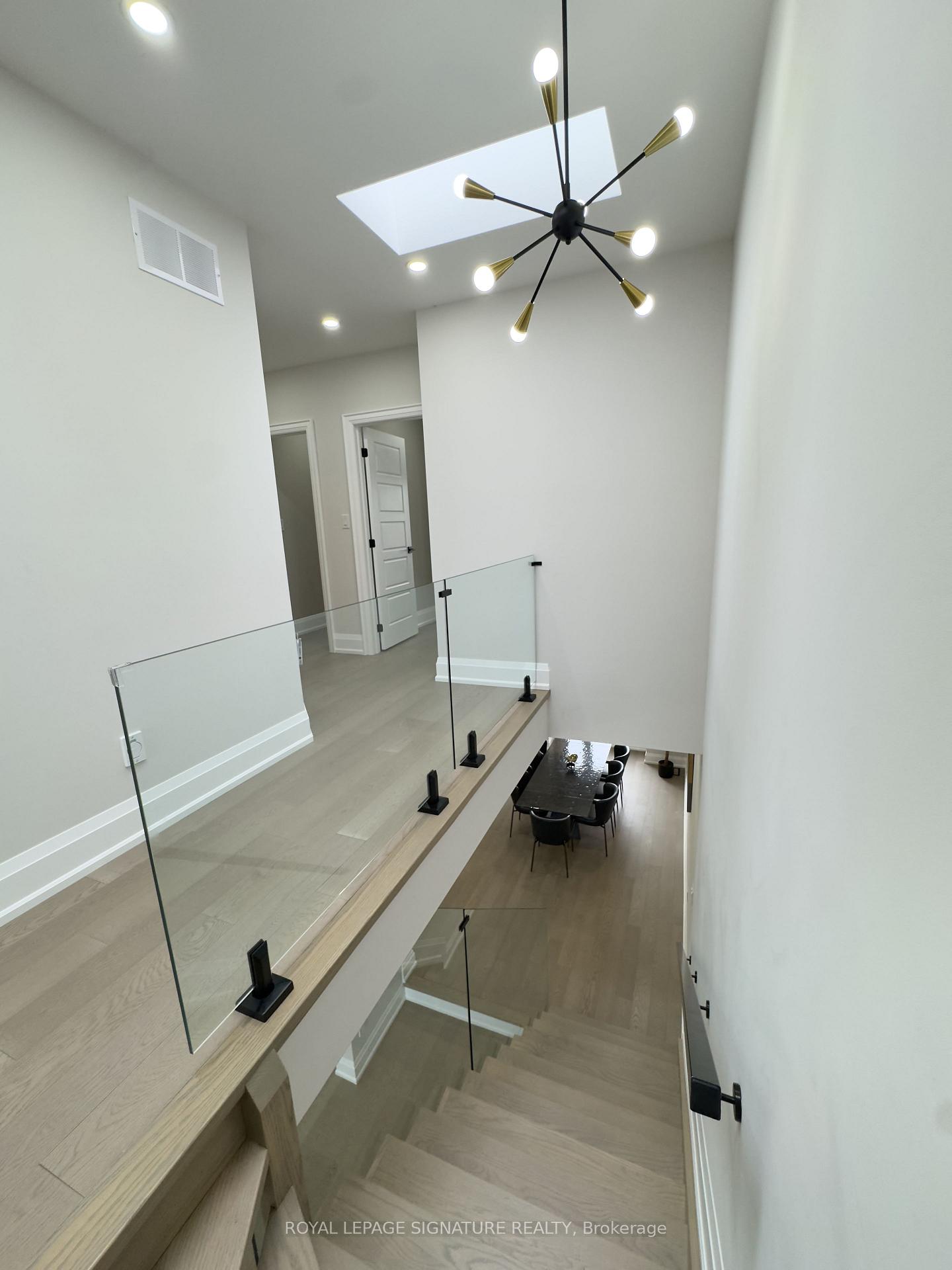 Photo 19 of 920 Fourth Street, Mississauga, Lakeview — HOMEH