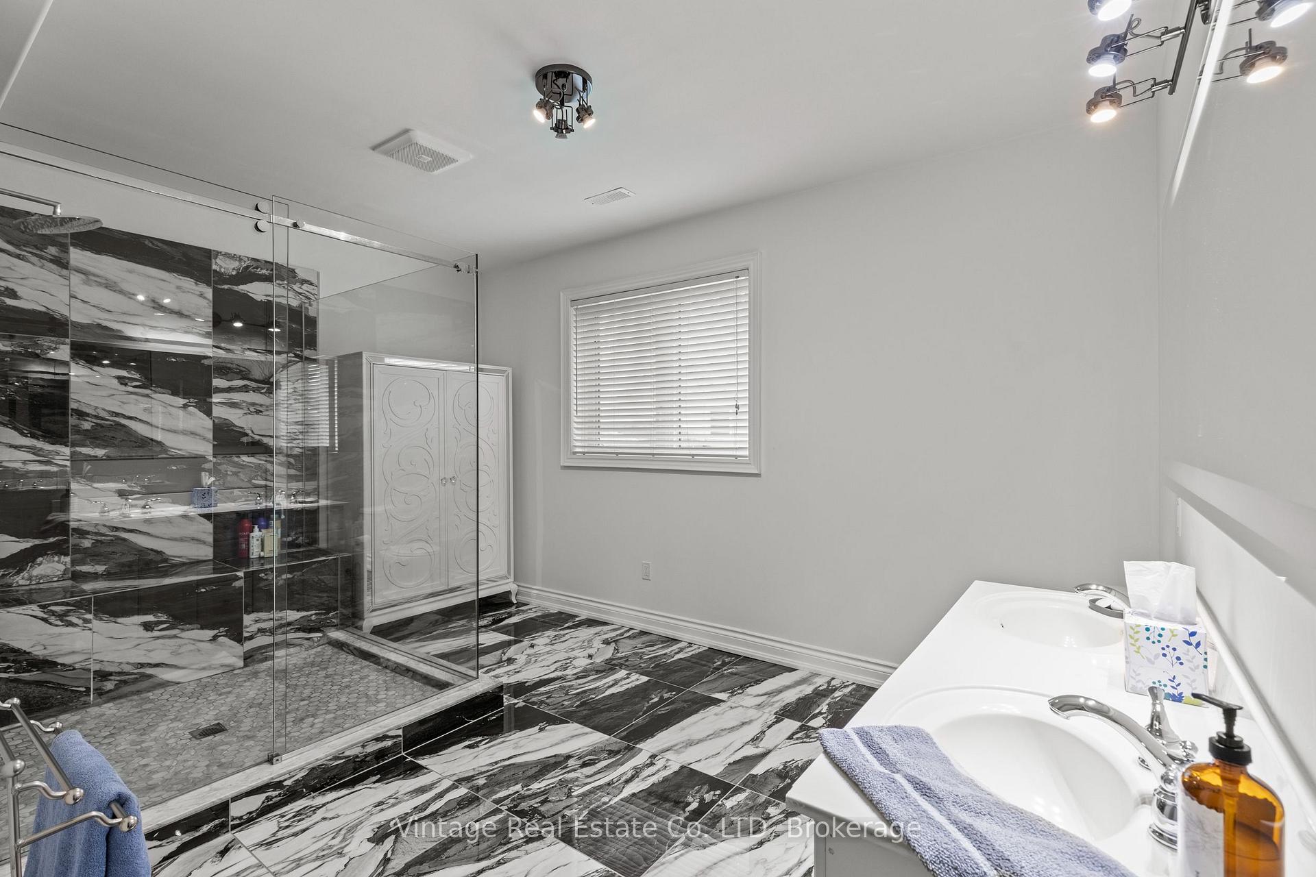 Photo 31 of 3689 Cardinal Drive, Niagara Falls, Mt. Carmel — HOMEH
