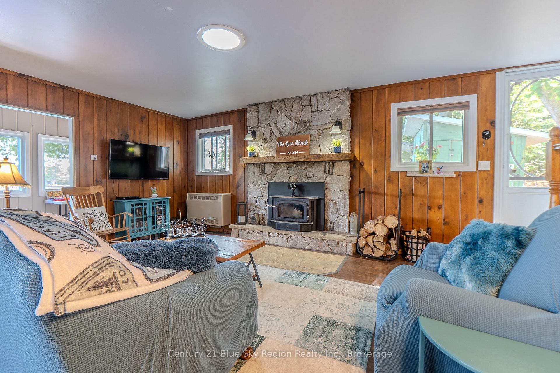 Photo 8 of 153 White Pine Road, Unorganized Townships, Tilden Lake — HOMEH